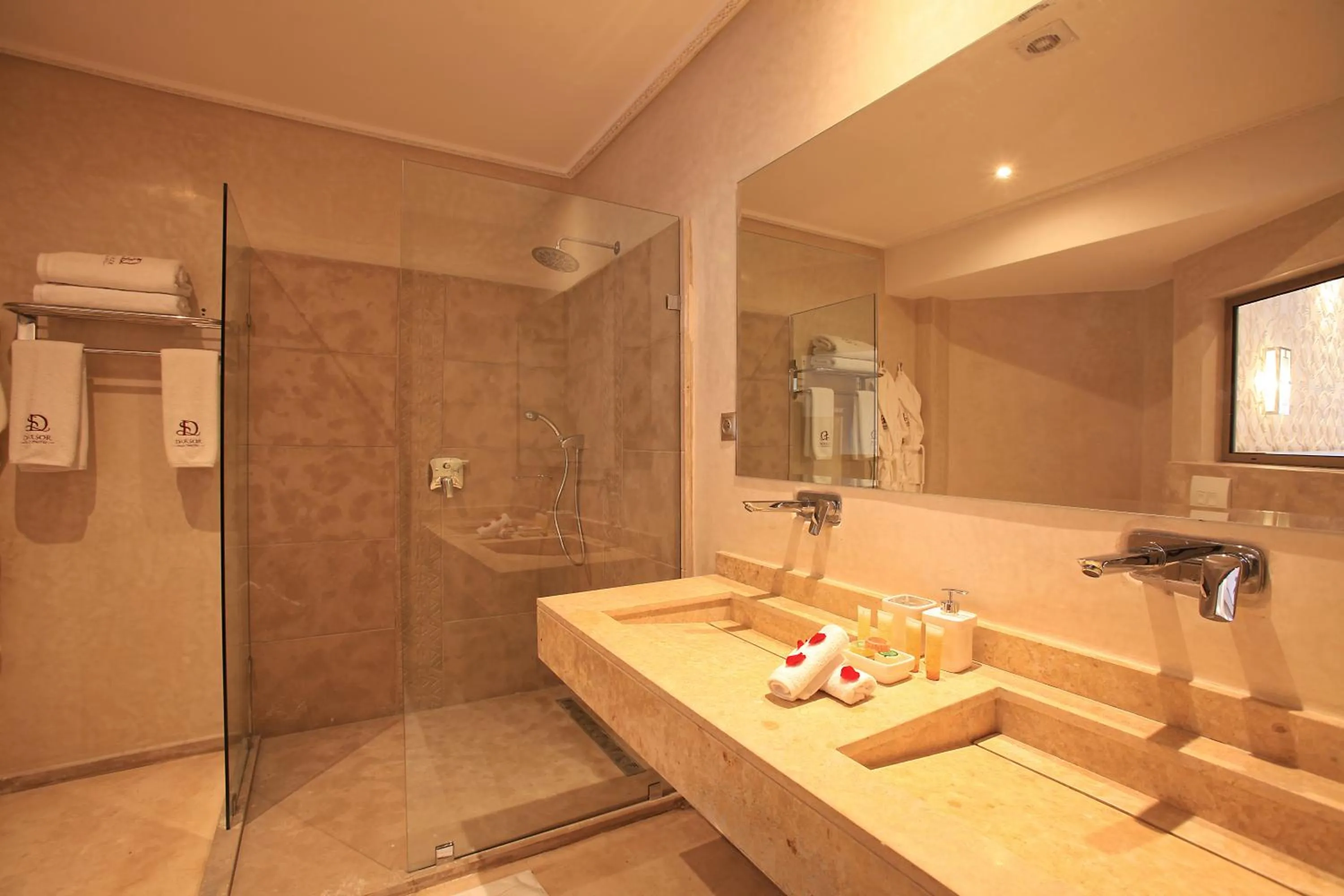 Bathroom in Palais d'hôtes Darsor