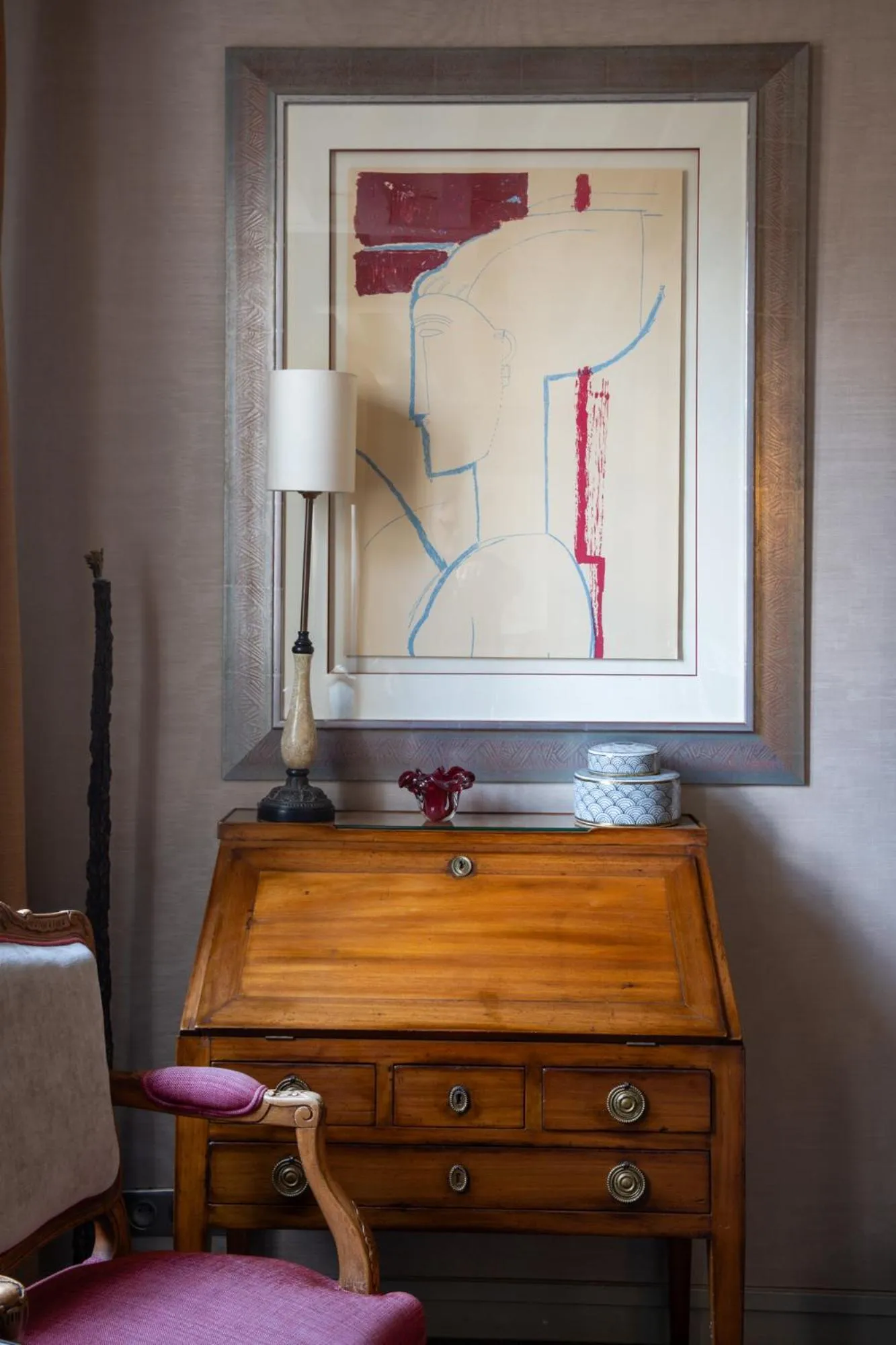 Bedroom in Hôtel Le Relais Saint-Germain