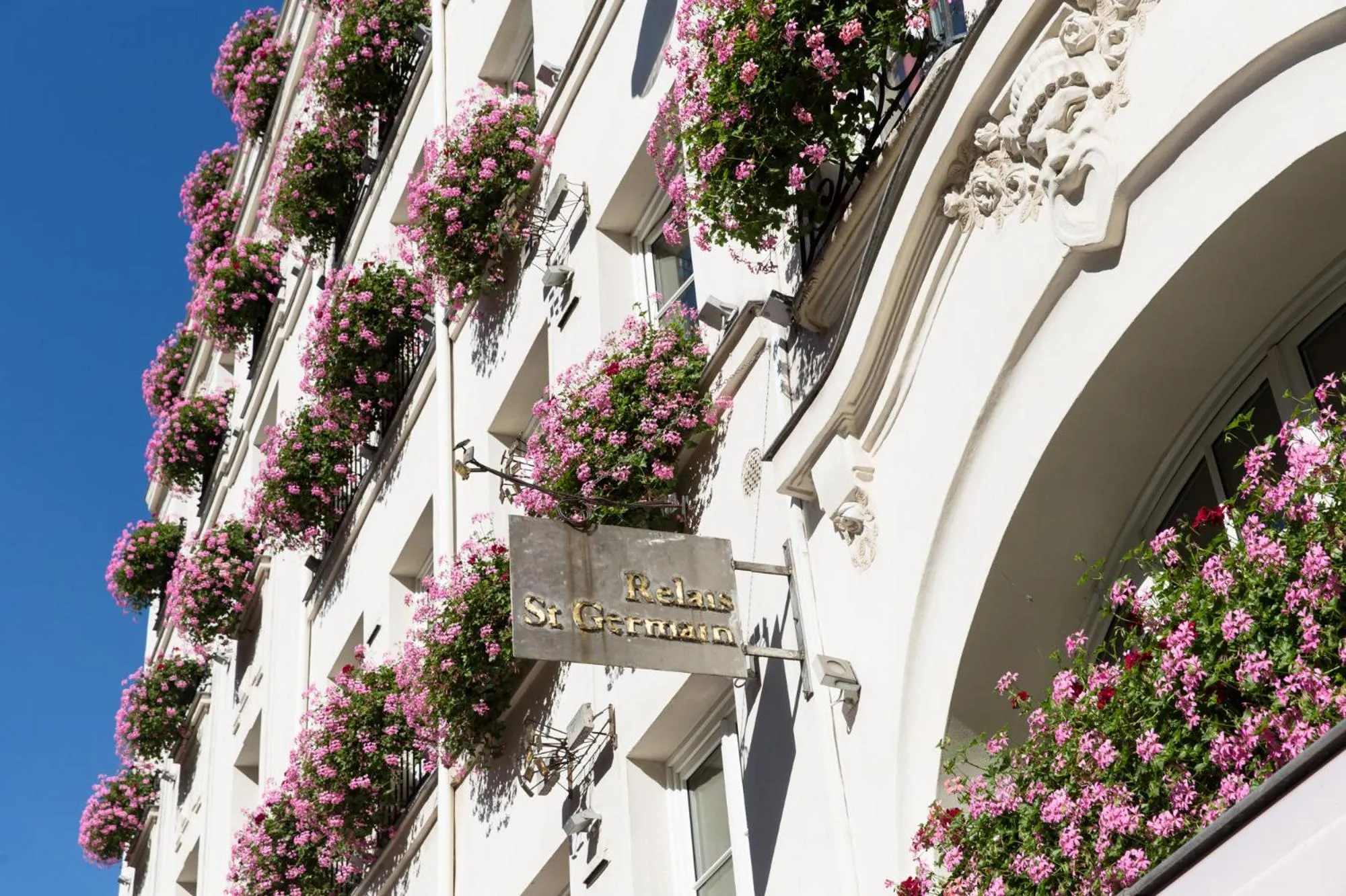 Facade/entrance in Hôtel Le Relais Saint-Germain