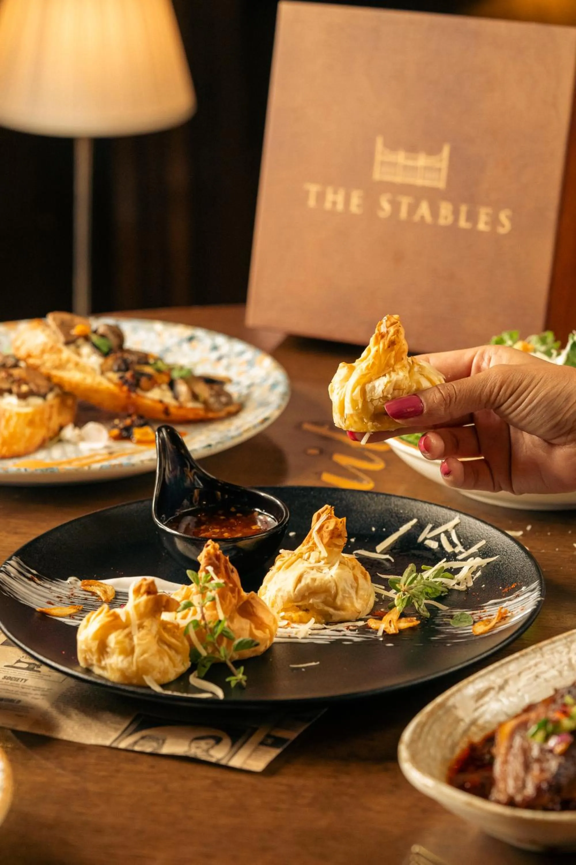 Restaurant/places to eat in Hotel Peninsula Redpine