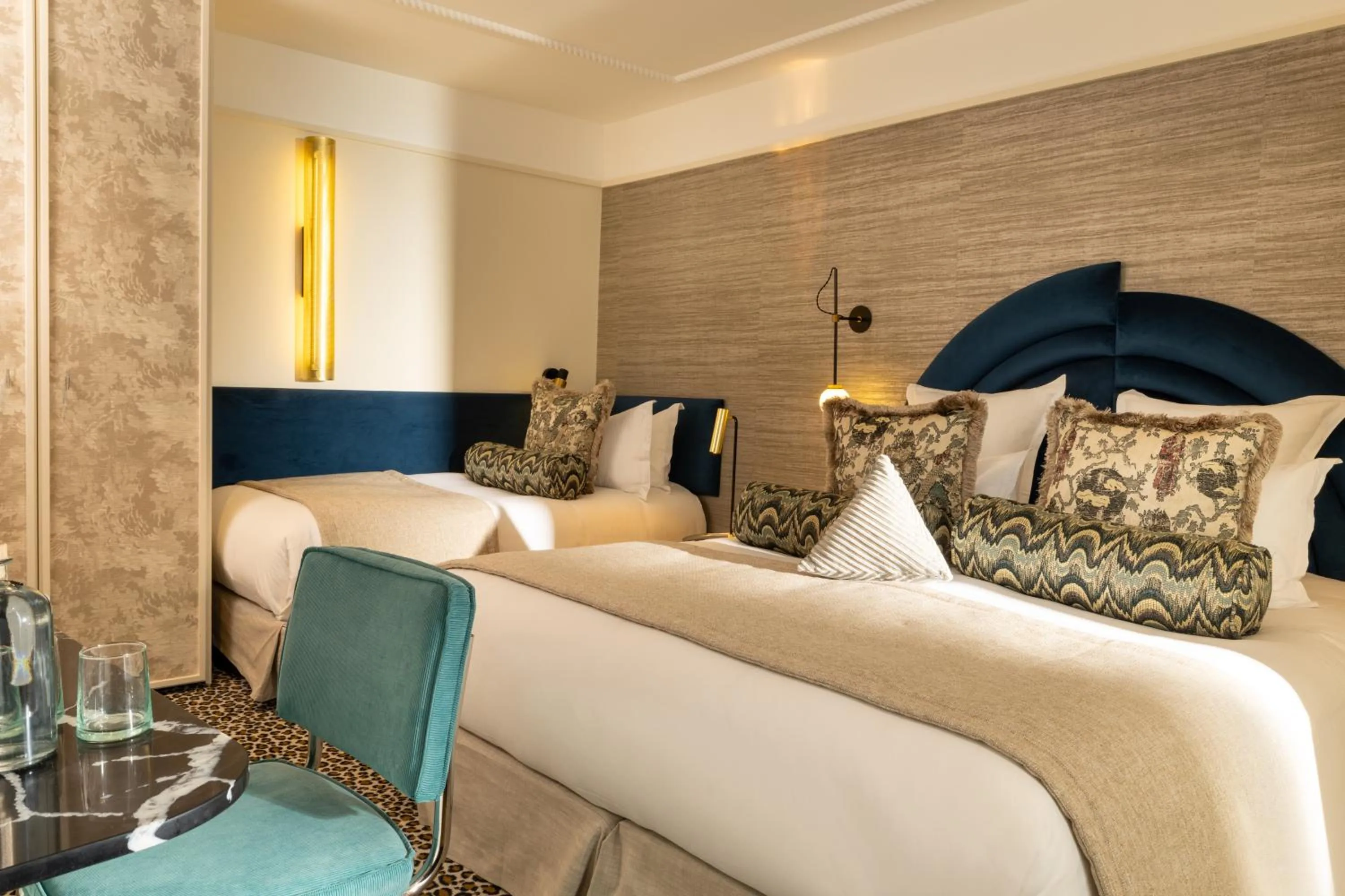 Bed in Hôtel l'Inattendu