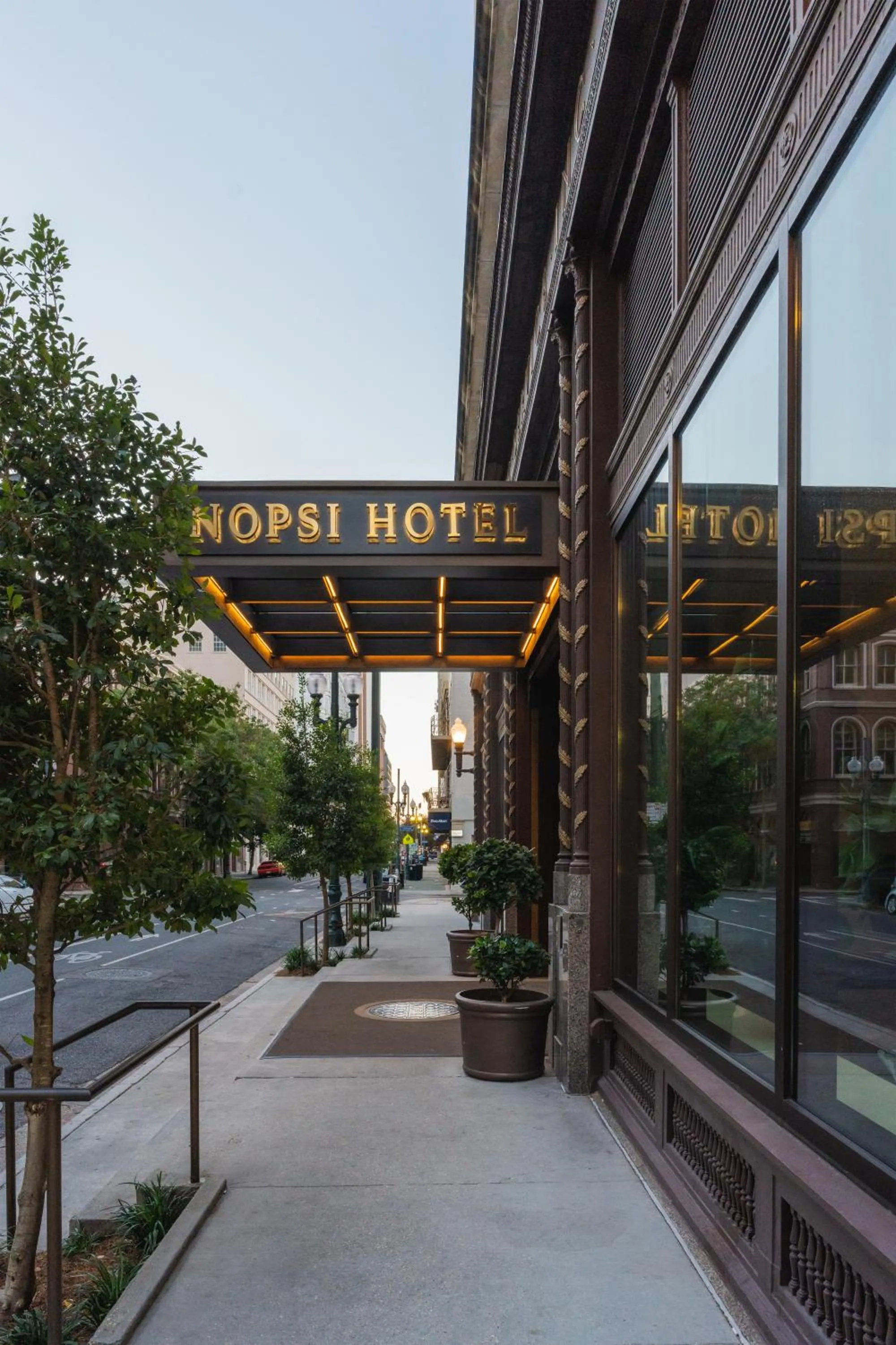 Facade/entrance in NOPSI Hotel New Orleans