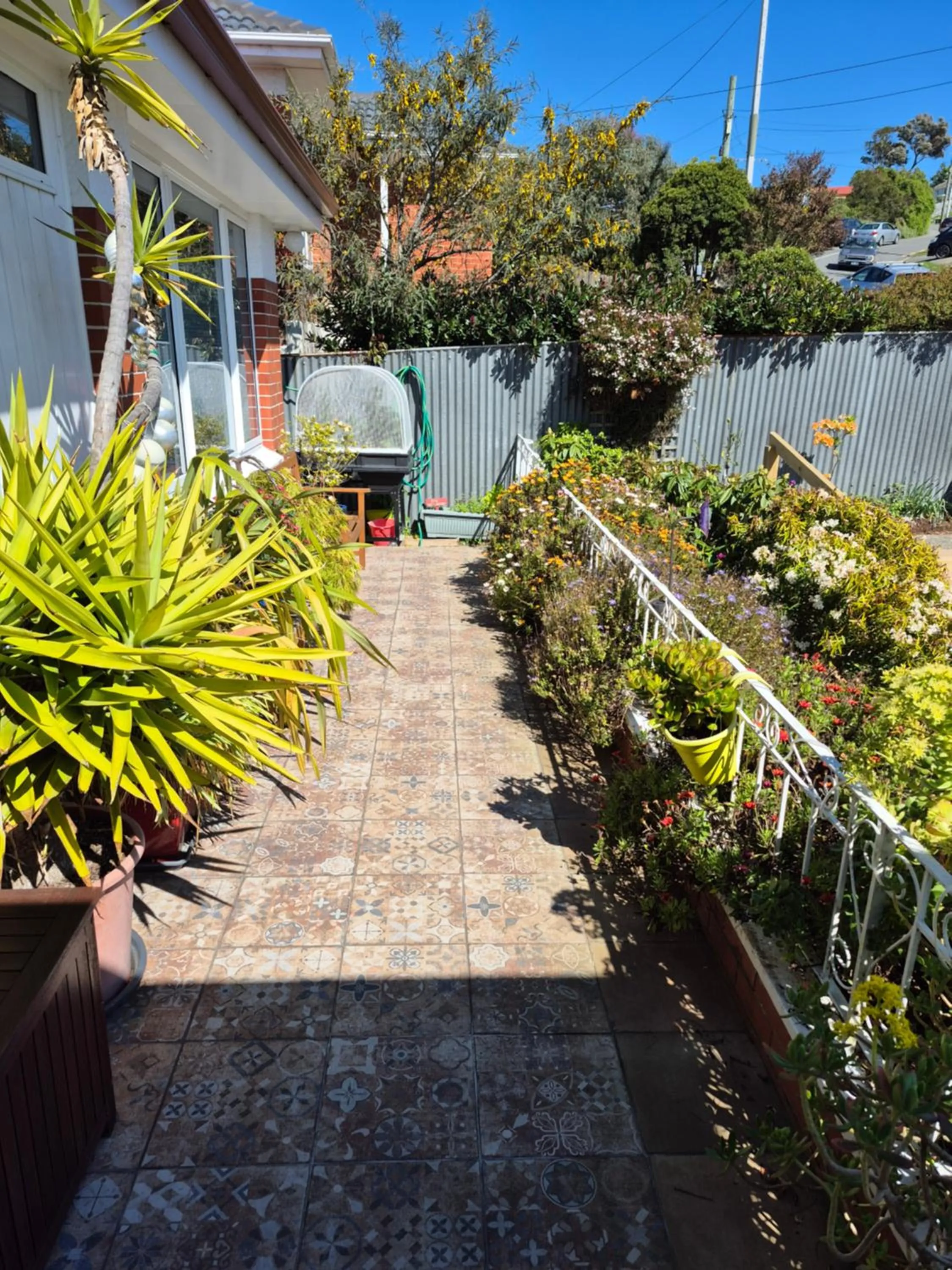 Spring in Rosemount B&B by the Sea St Clair