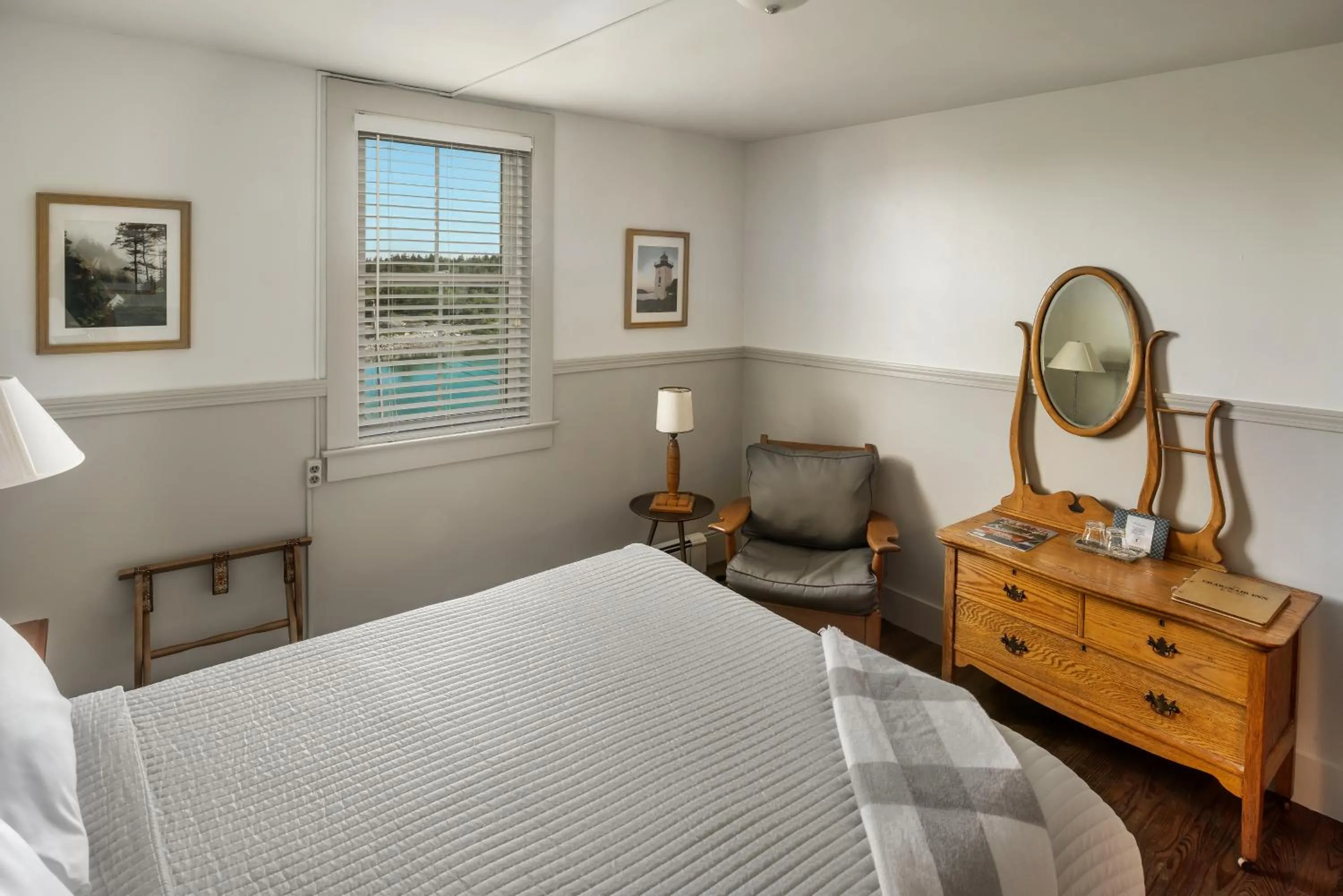 Sea view, Bed in The Craignair Inn & Causeway Restaurant