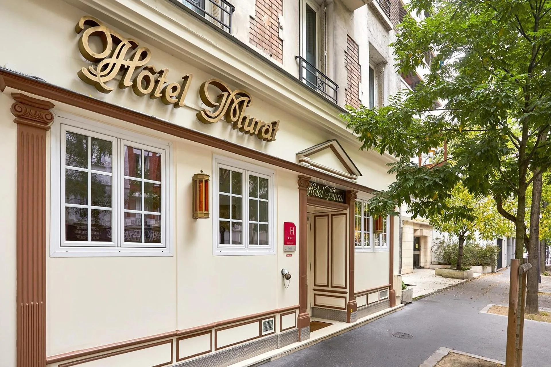 Property building in Hotel Murat