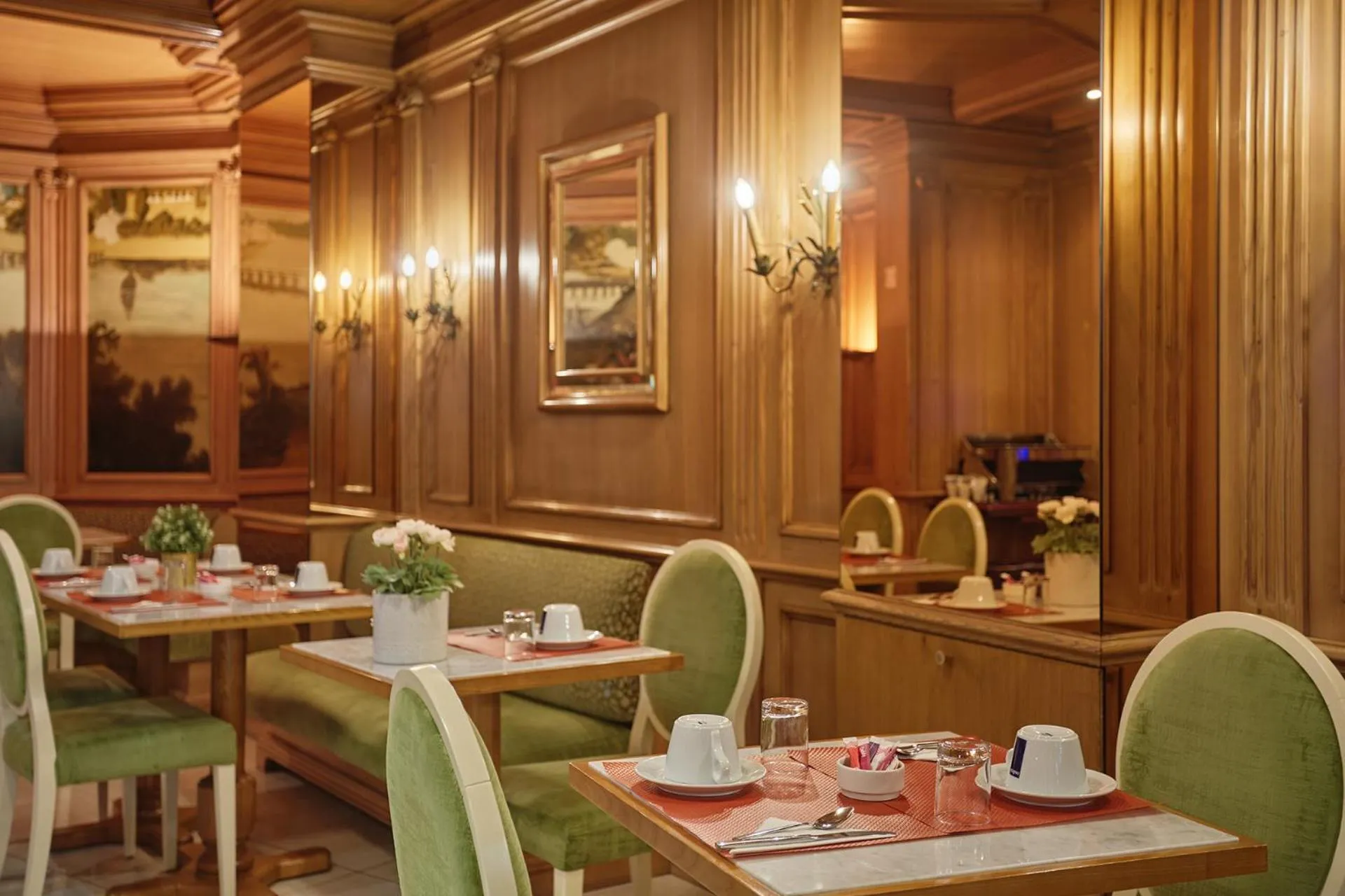 Lounge or bar in Hotel Murat