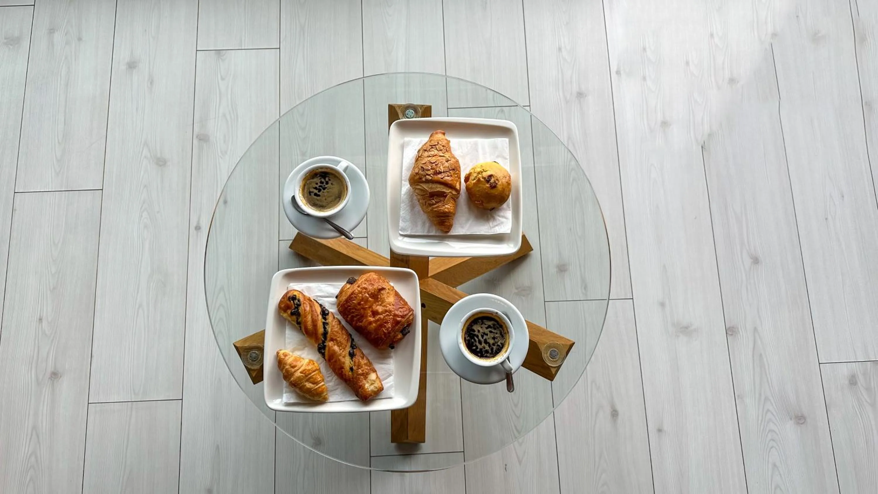 Breakfast in Bella Vista Hotel & Self Catering Suites