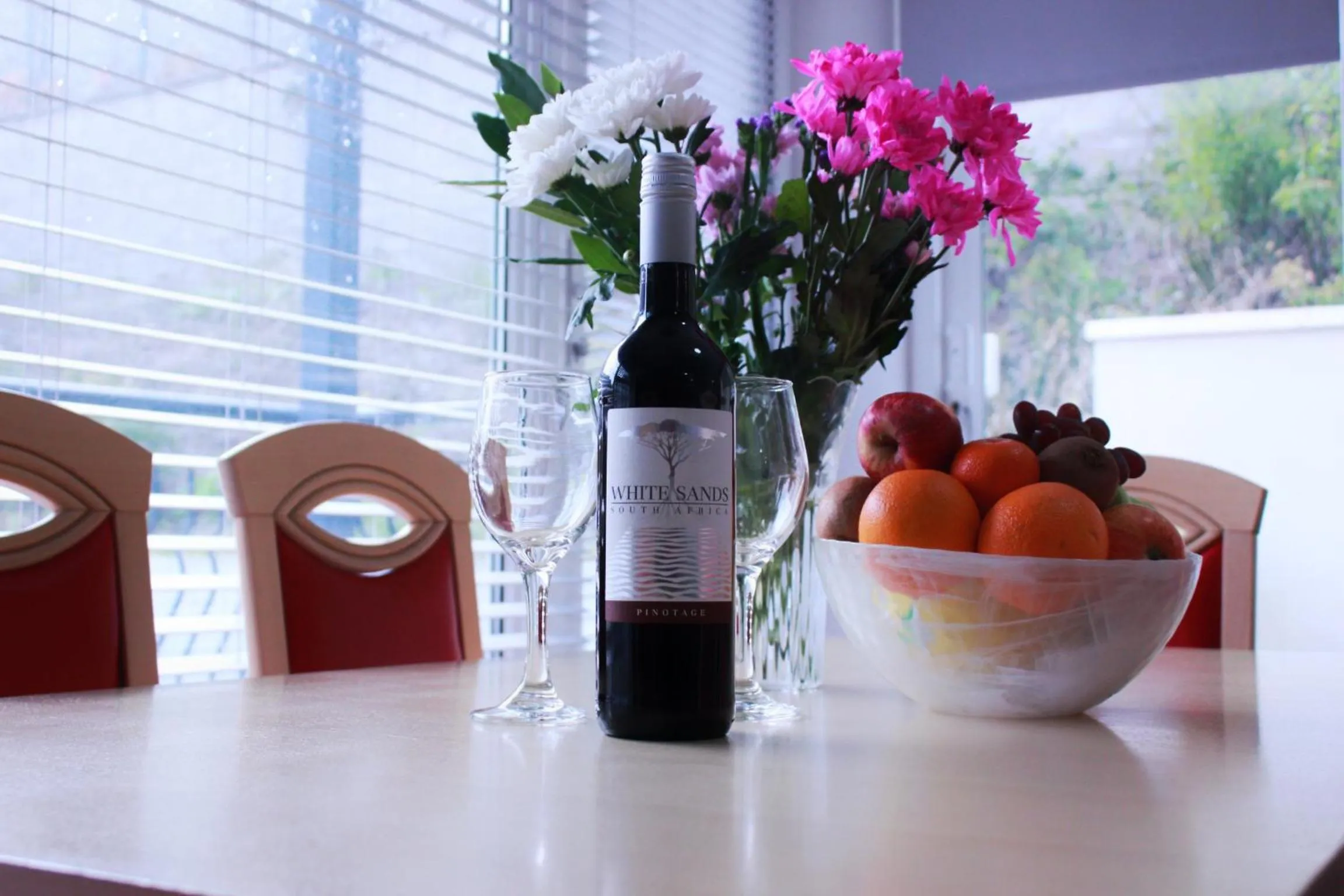 Dining area in Bella Vista Hotel & Self Catering Suites