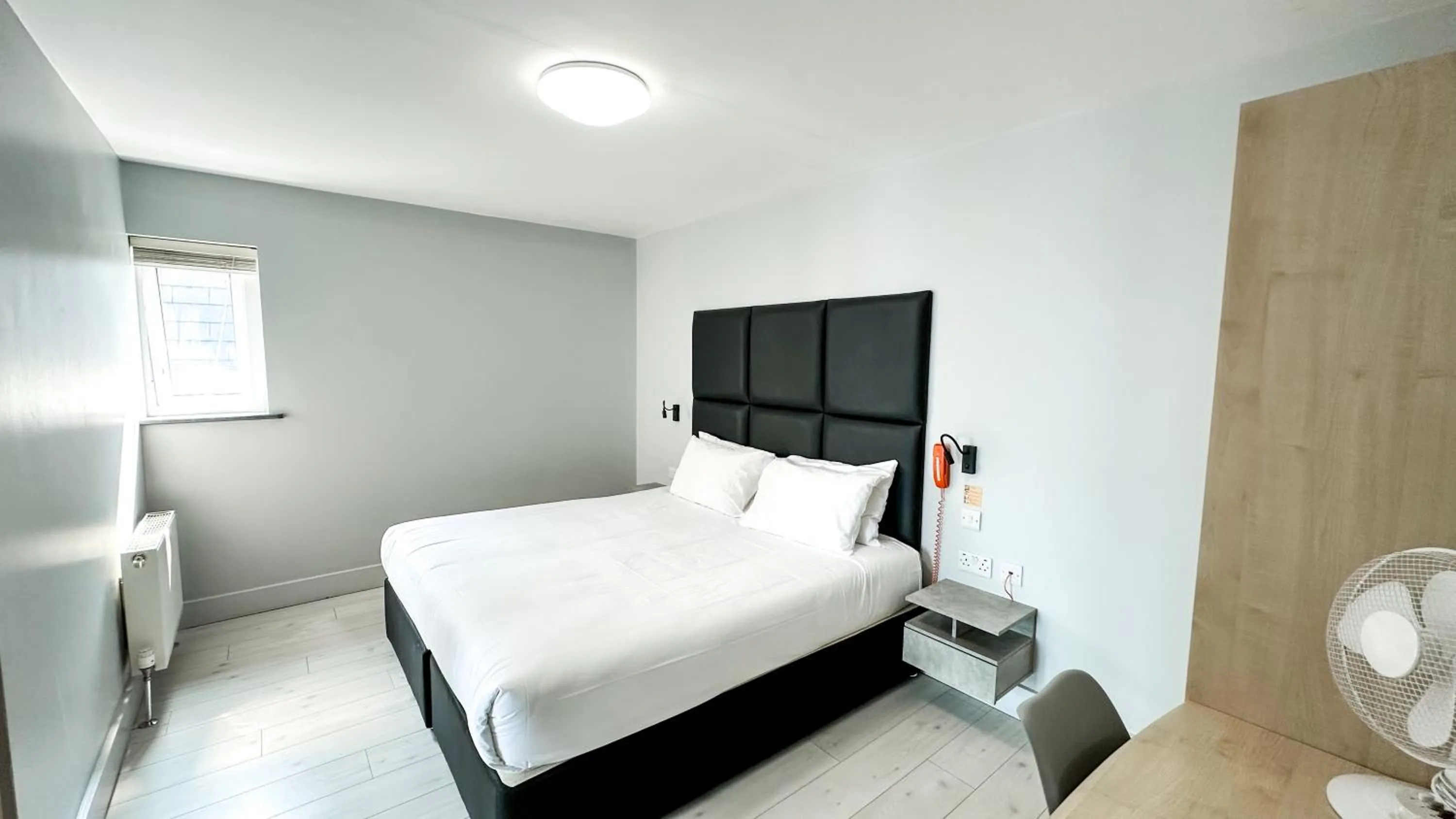 Bedroom, Bed in Bella Vista Hotel & Self Catering Suites