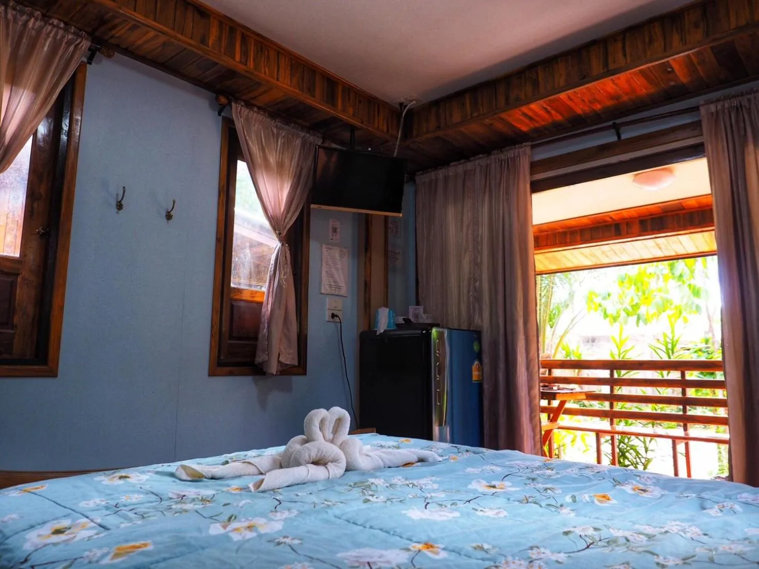 Bed in Baansuan Resort