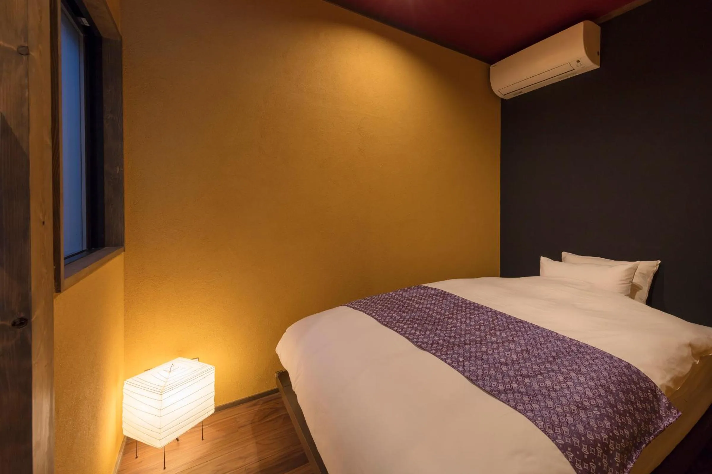 Bedroom, Bed in Hanagoromo Machiya House