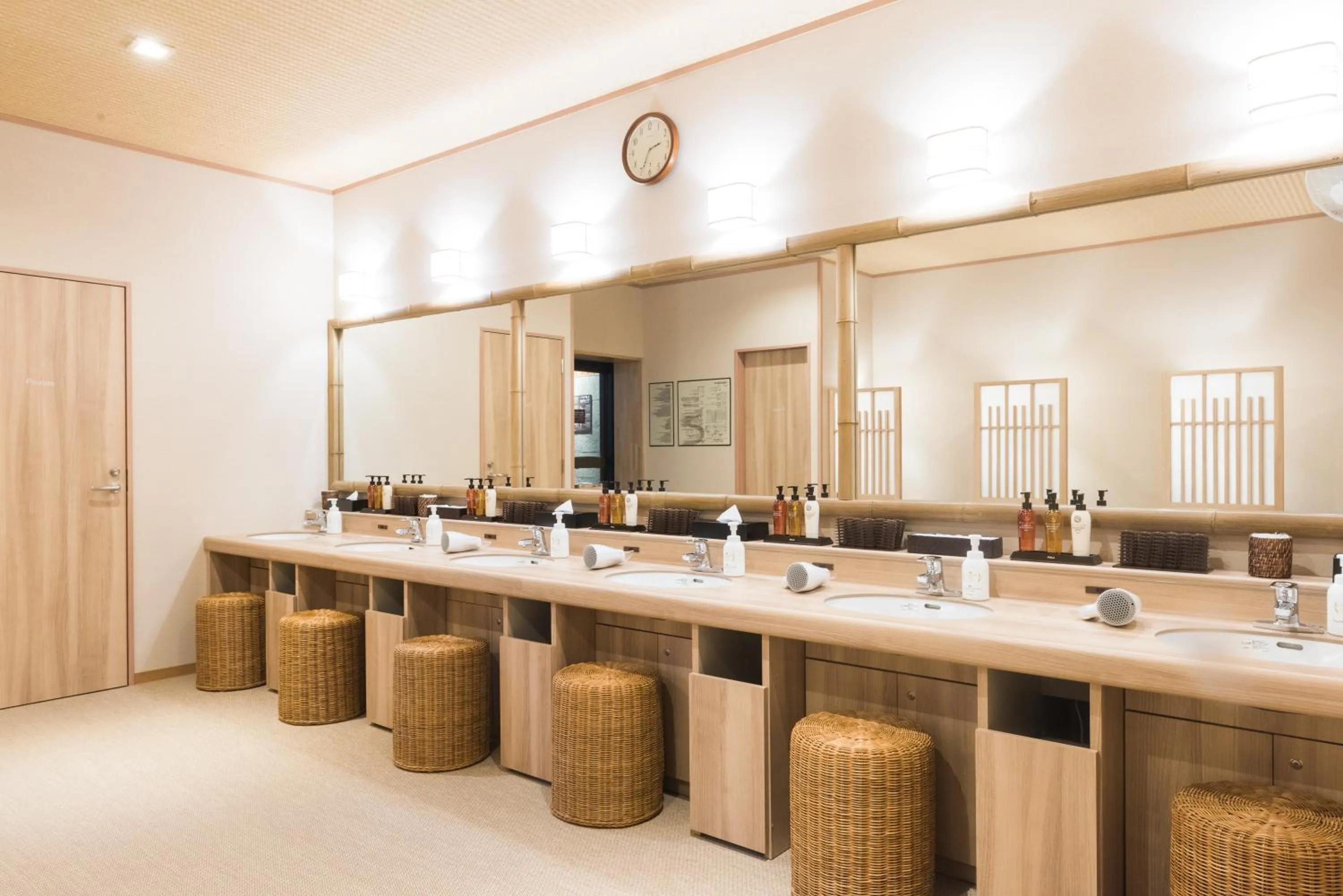Spa and wellness centre/facilities in Dormy Inn EXPRESS Sendai Seaside