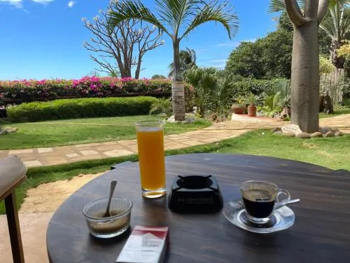 Le Jardin Exotique Hotel