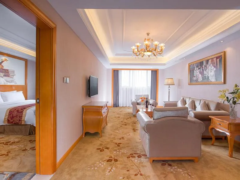 Venus Royal Hotel Guilin Airport