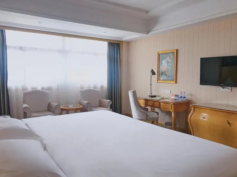 Bed in Vienna Hotel Dongguan Tangxia Garden Street
