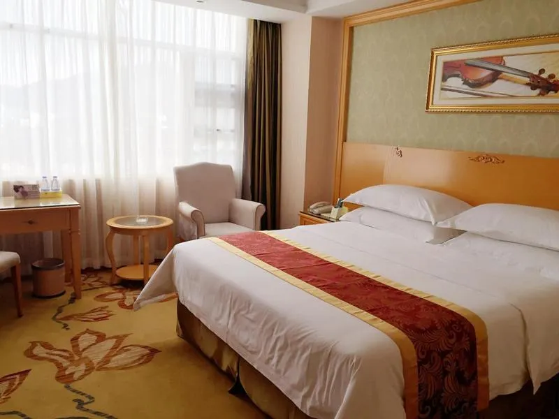 Bed in Vienna Hotel Sanya Yalong Bay Qianguqing