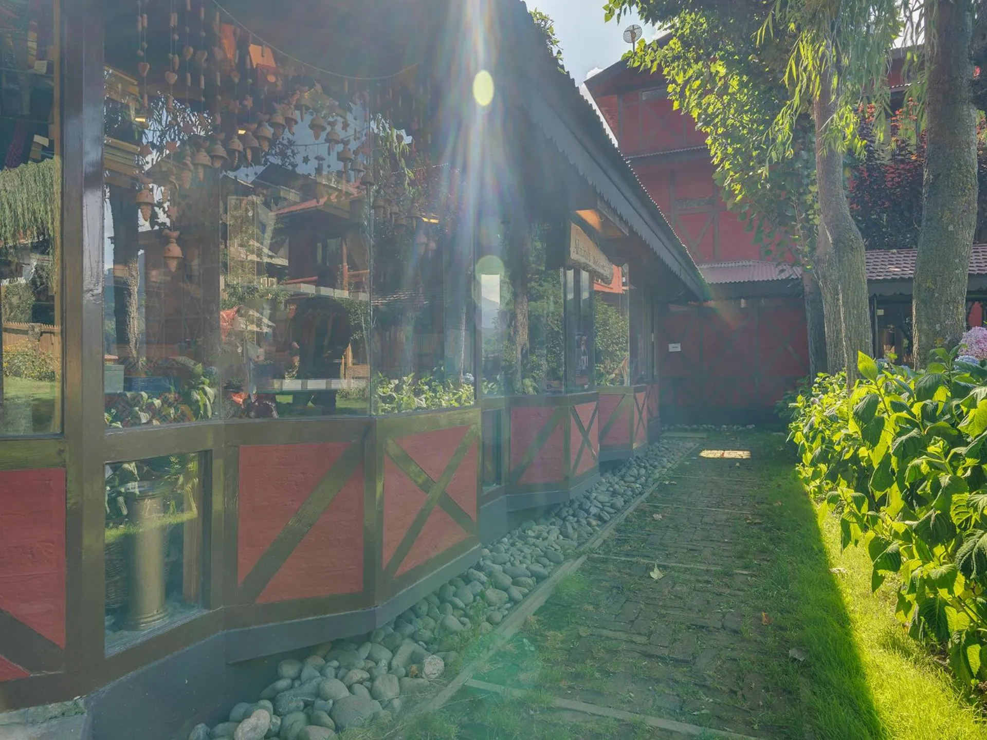 Shopping Area in Pahalgam Hotel Riverside Luxury