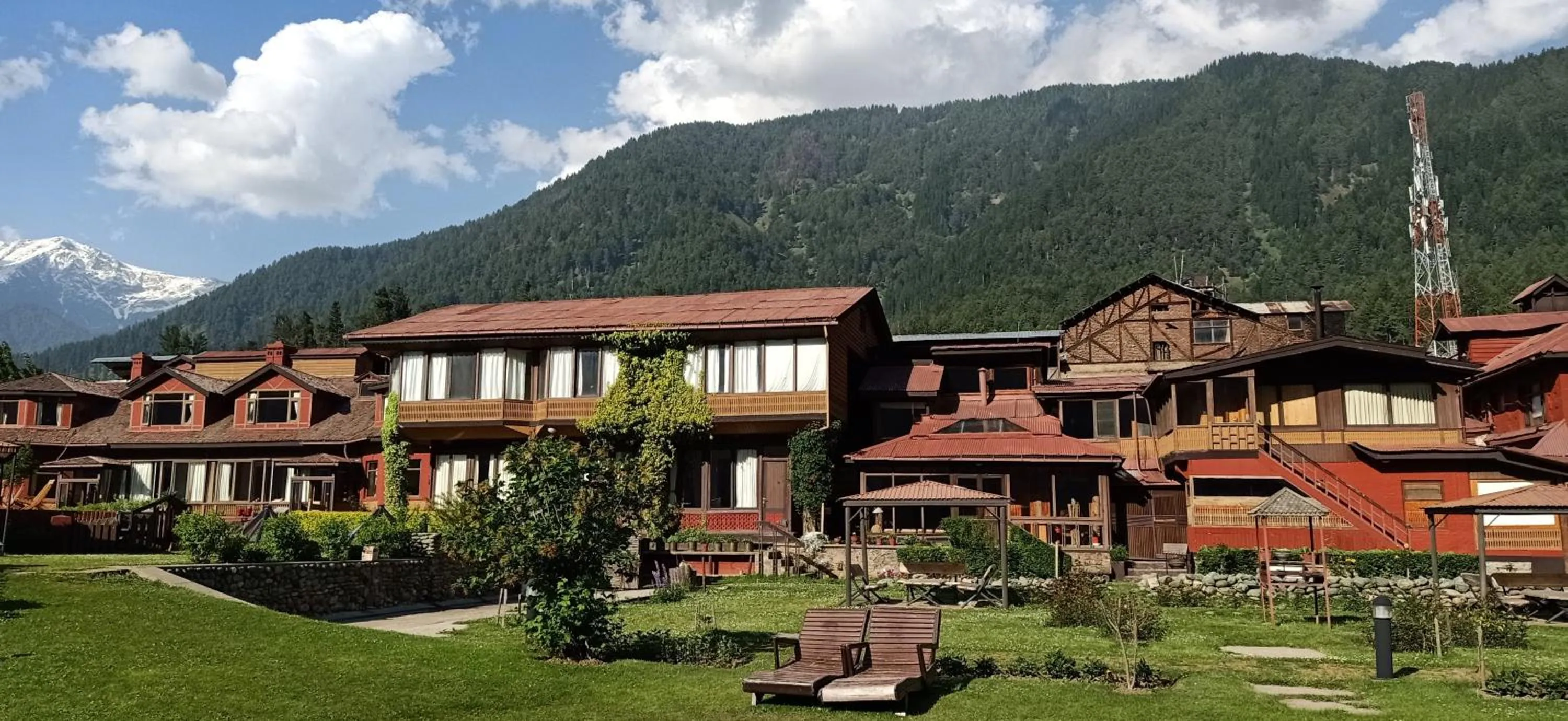 Property building in Pahalgam Hotel Riverside Luxury