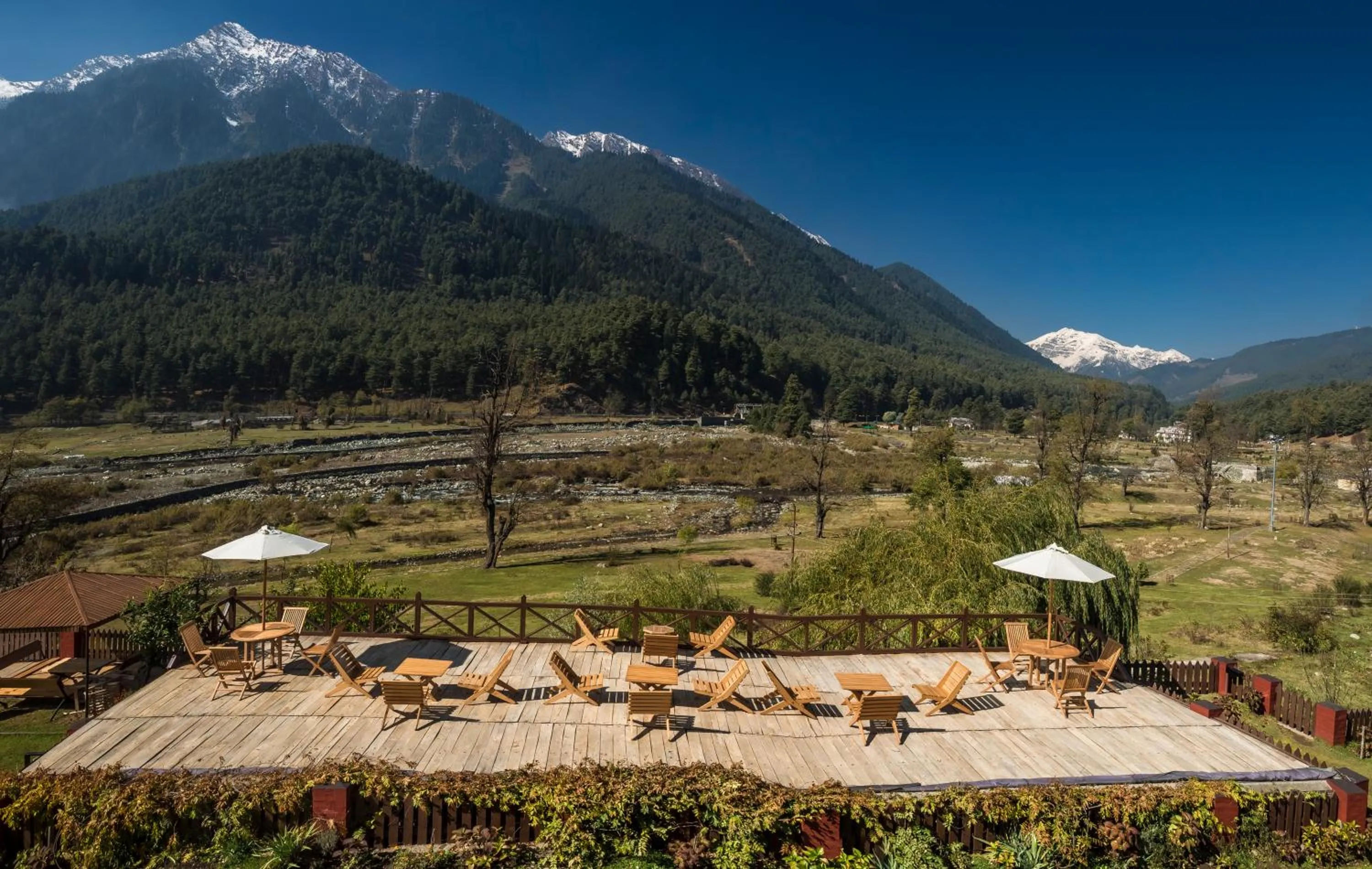 Bird's eye view in Pahalgam Hotel Riverside Luxury