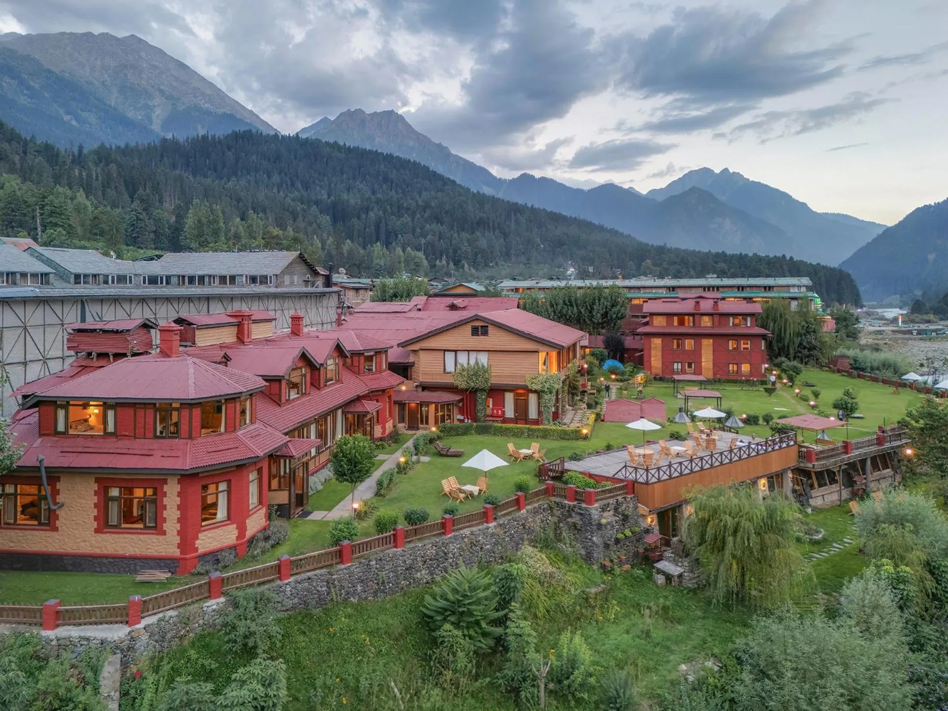 Property building in Pahalgam Hotel Riverside Luxury