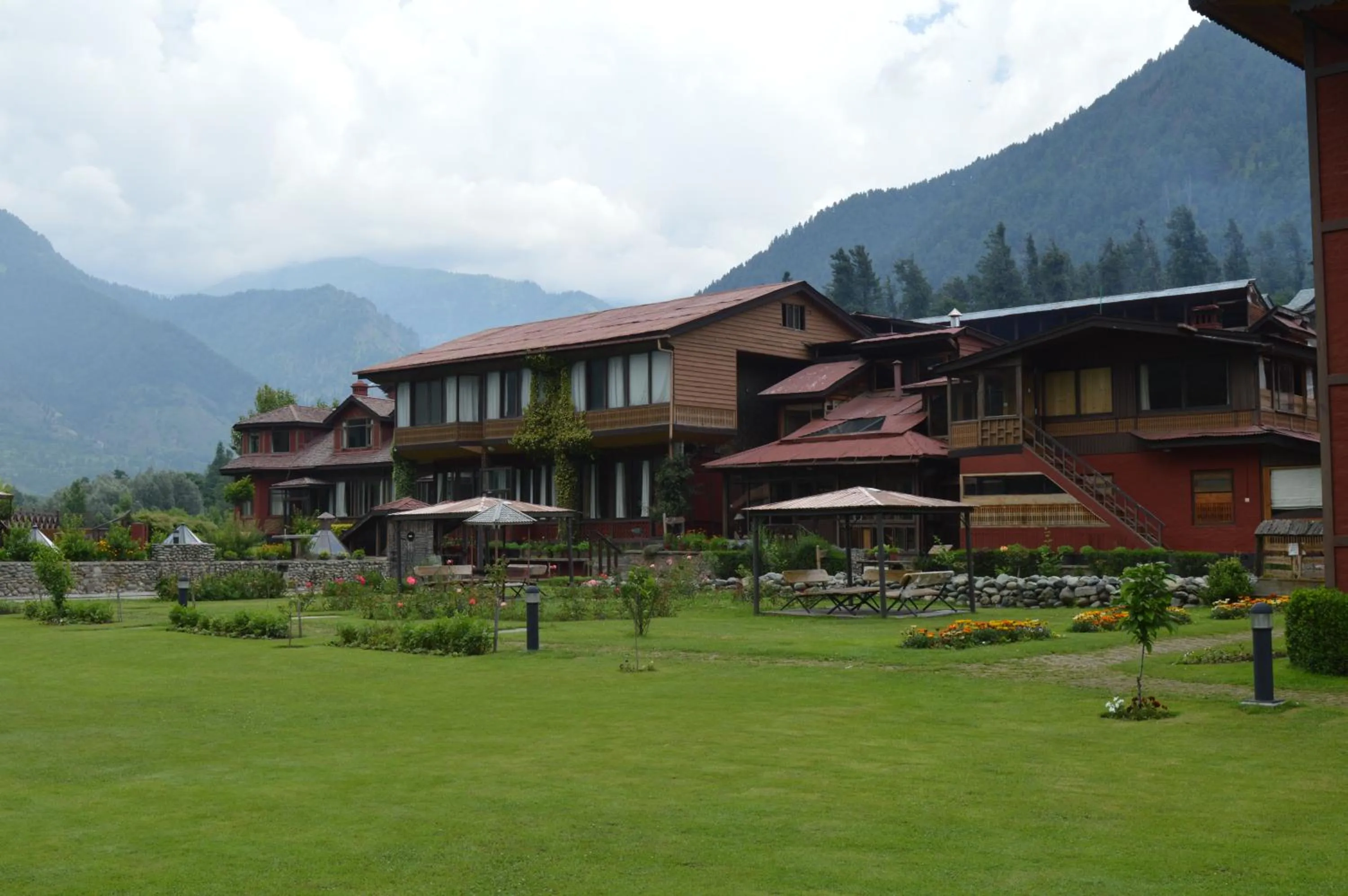 Property building in Pahalgam Hotel Riverside Luxury