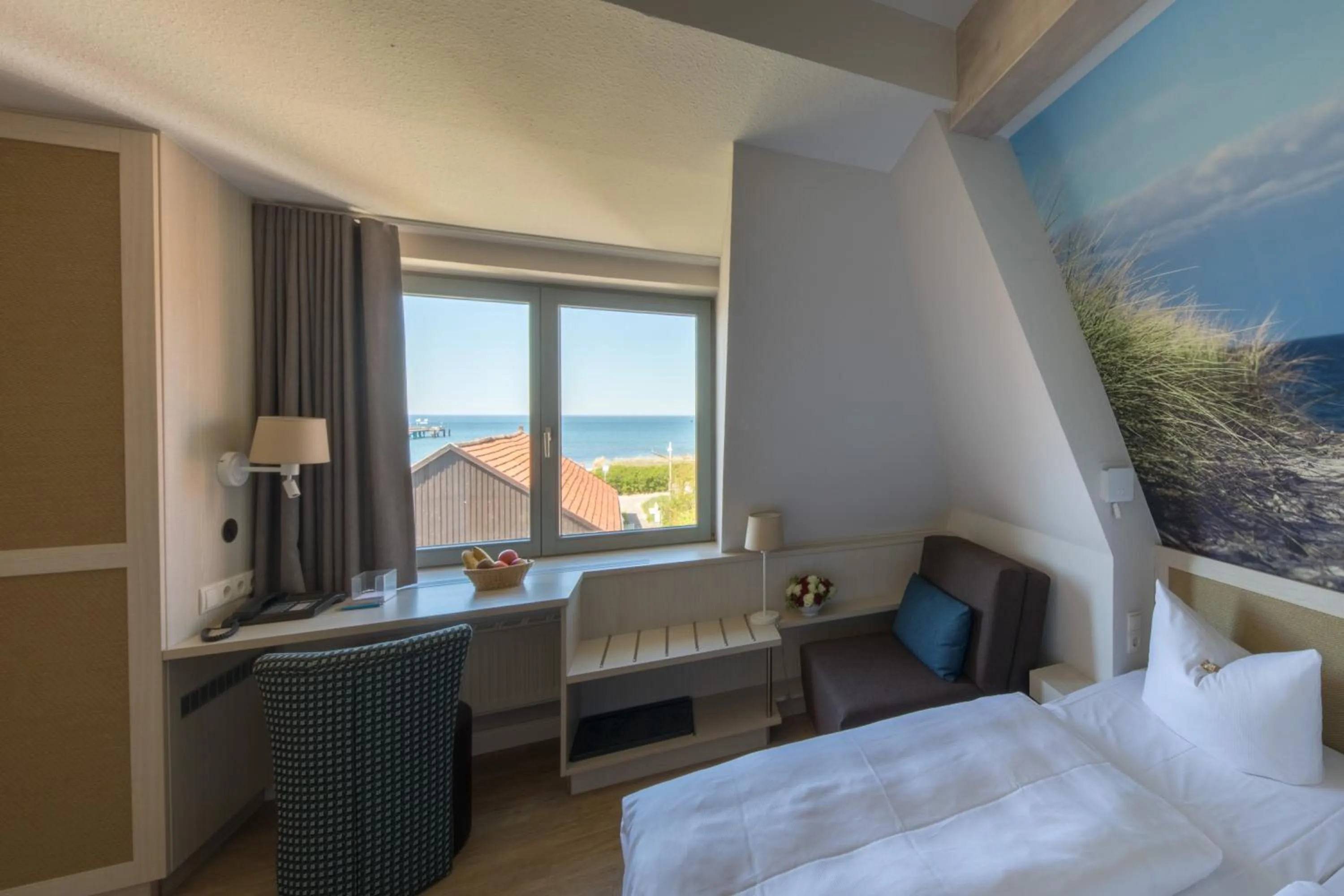 Photo of the whole room, Bed in Hotel Haus am Meer