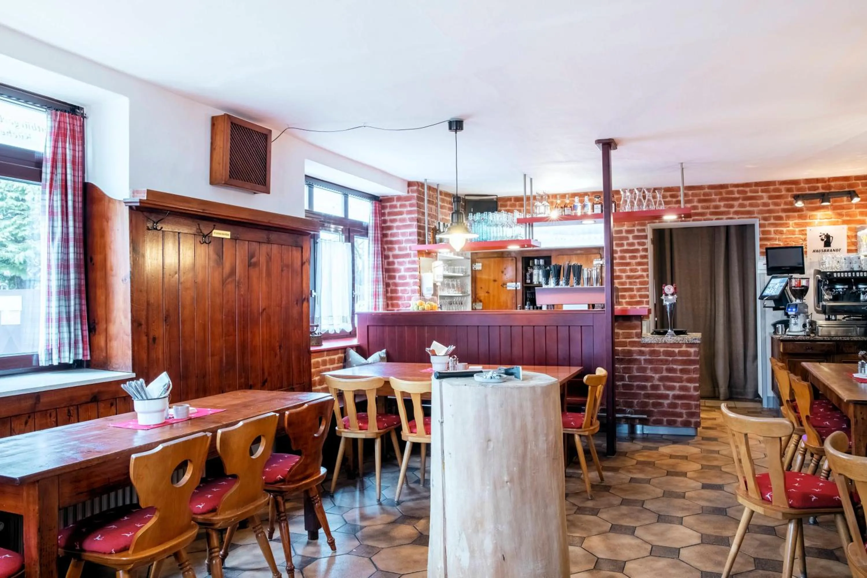 Restaurant/places to eat in Gasthof Wastlwirt