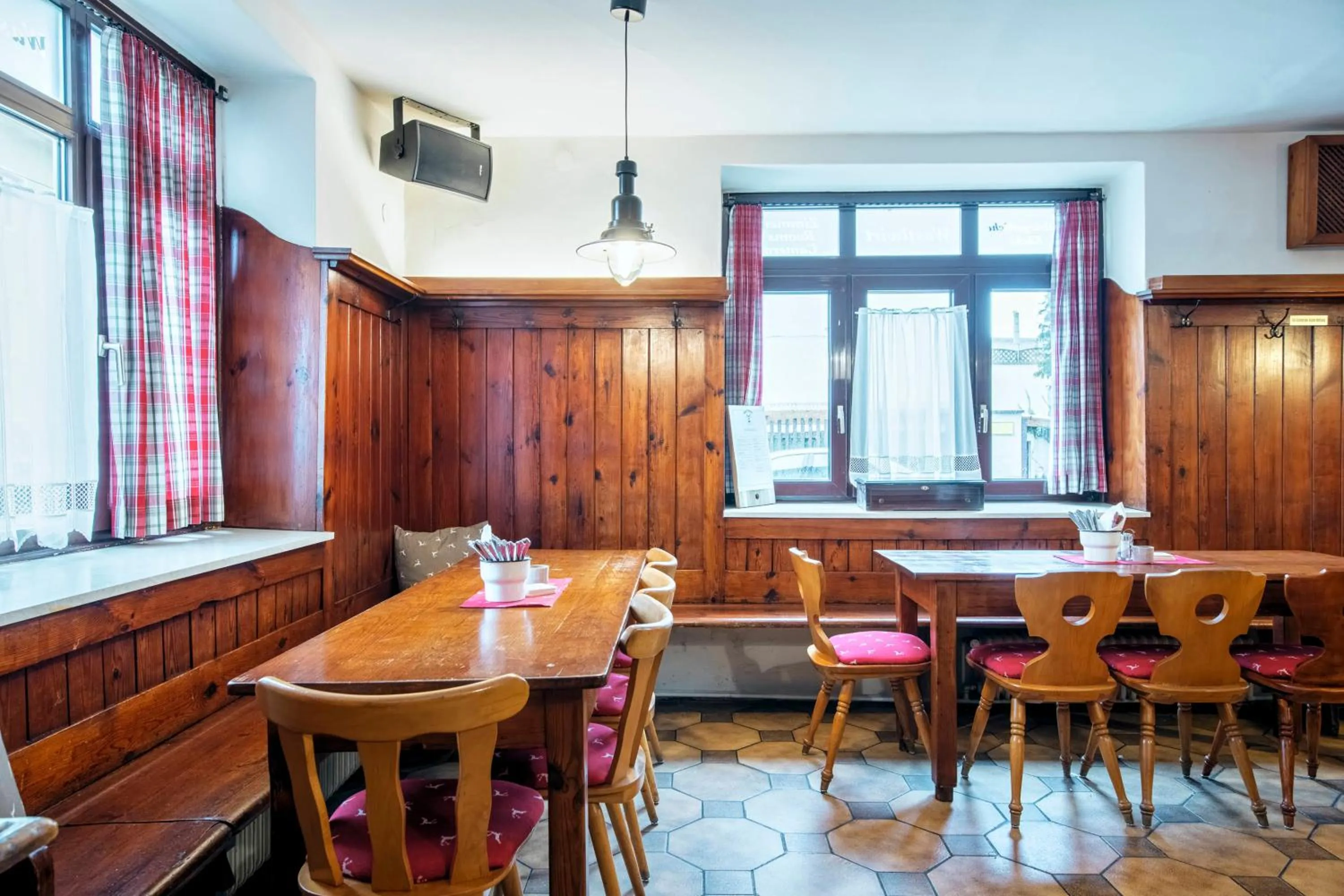 Restaurant/places to eat in Gasthof Wastlwirt