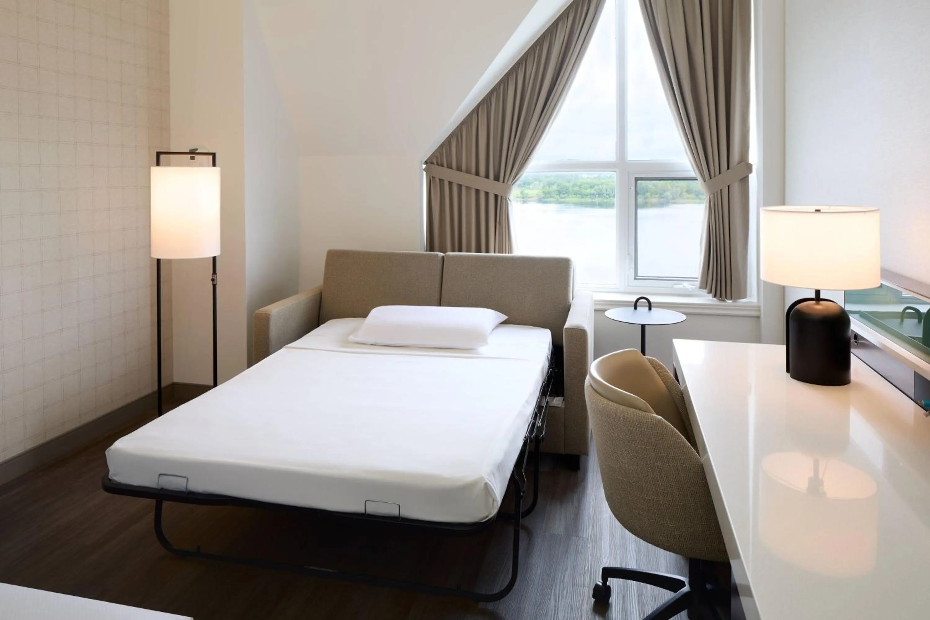 Photo of the whole room, Bed in Delta Hotels by Marriott Fredericton