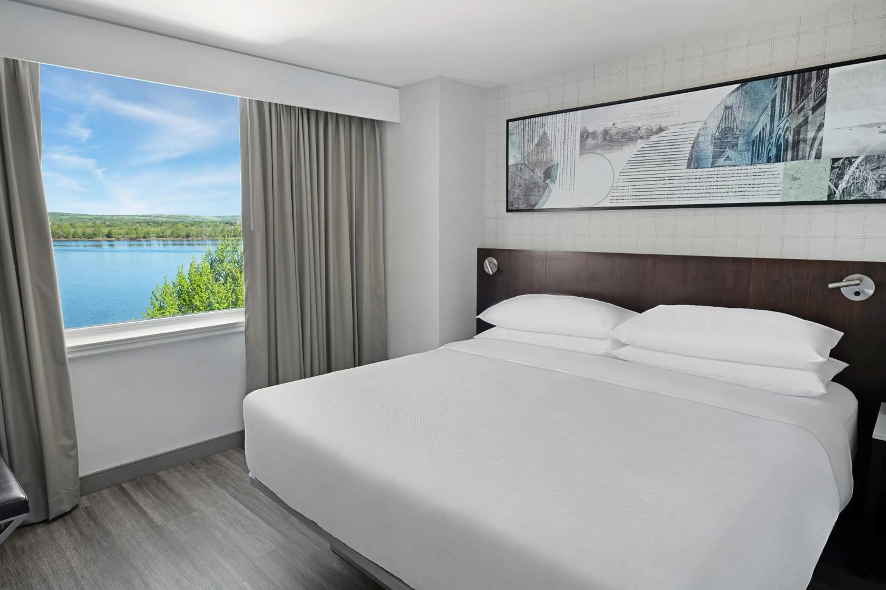 City view, Bed in Delta Hotels by Marriott Fredericton