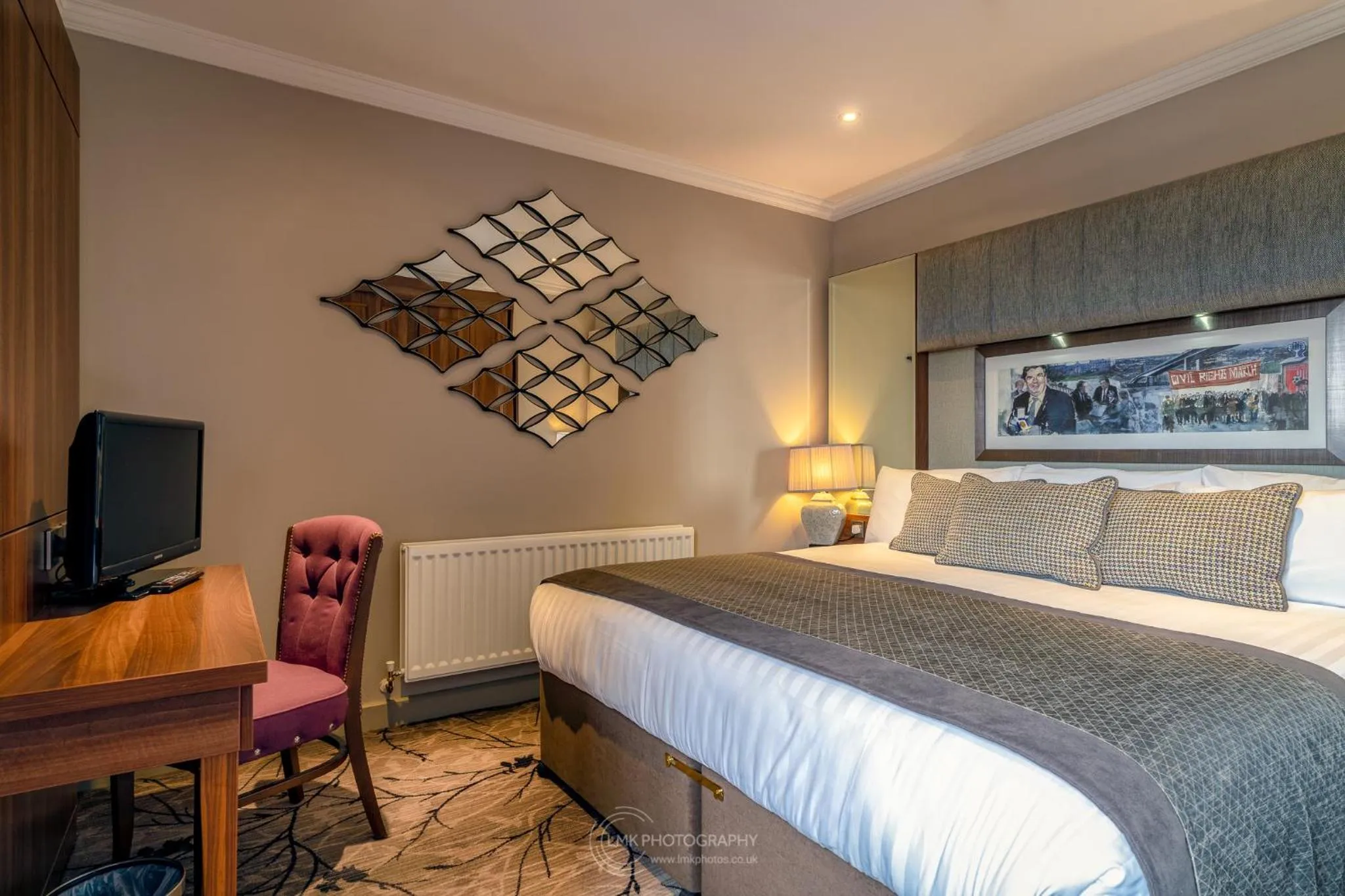 TV and multimedia, Bed in City Hotel