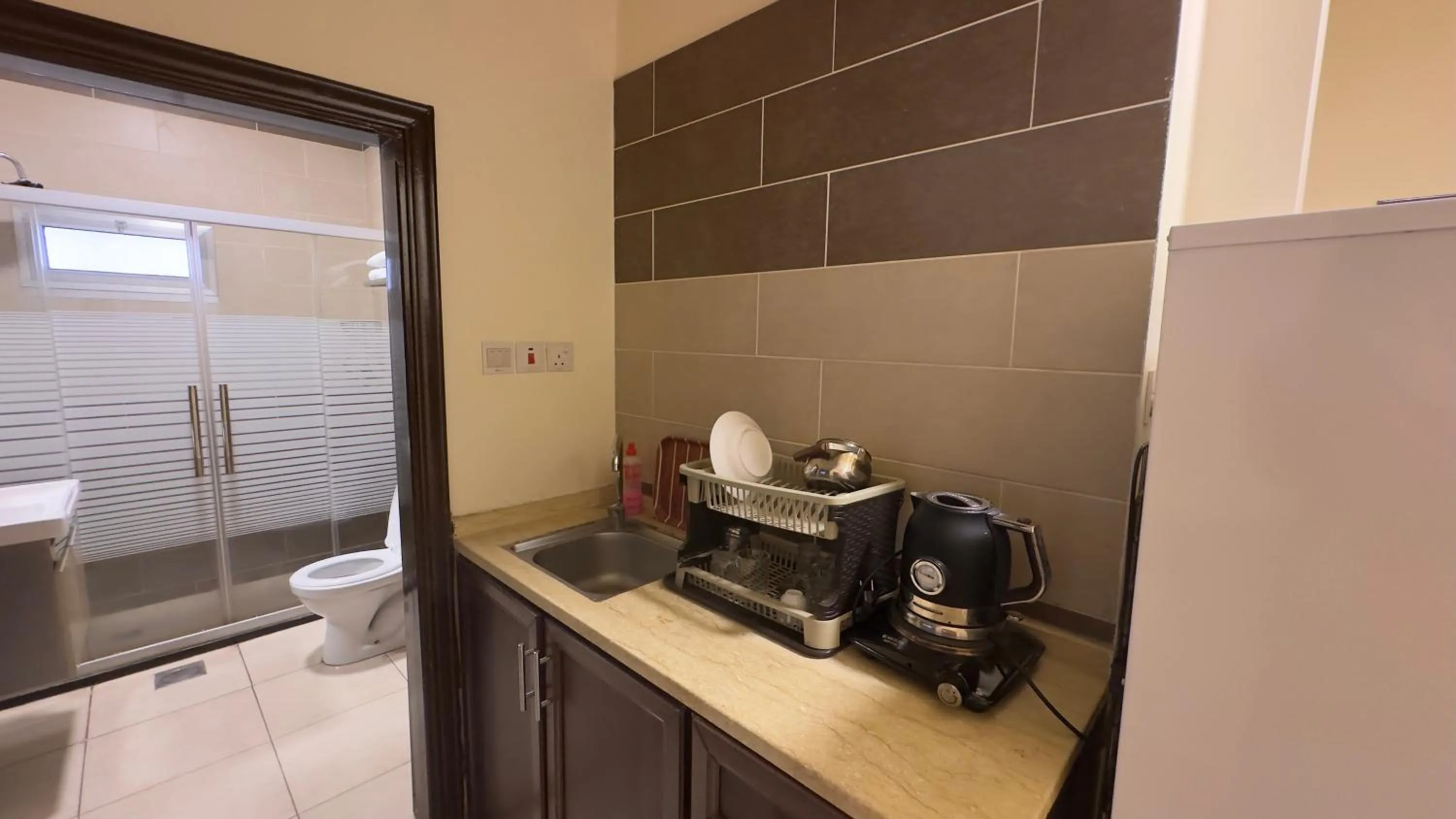 Al Riyati Hotel Apartments