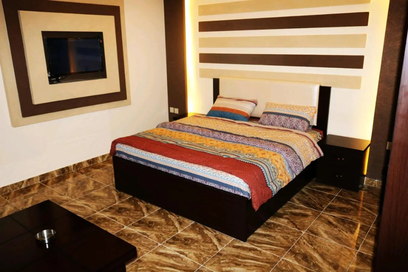 Family, Bed in Al Riyati Hotel Apartments