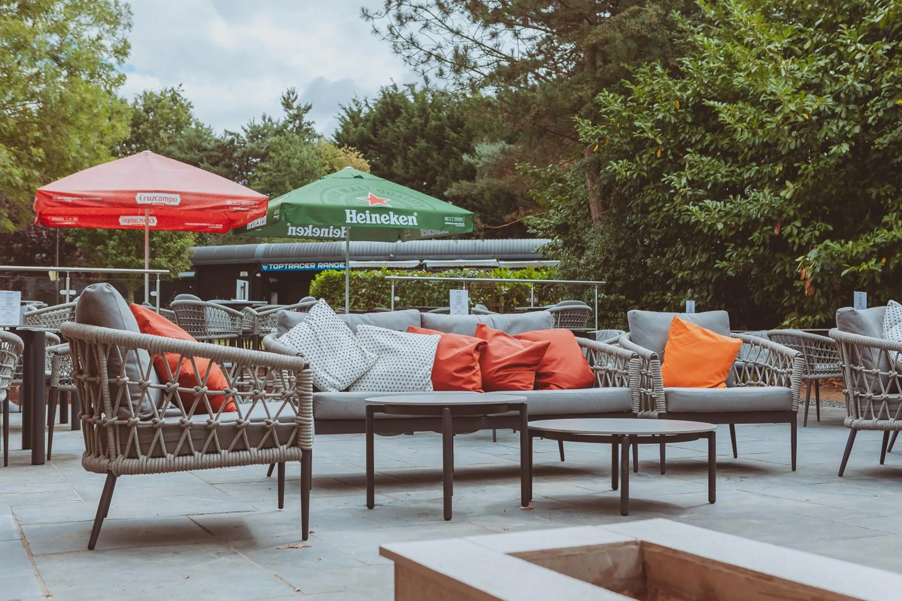 Lounge or bar in Draycote Hotel And Whitefields Golf Course