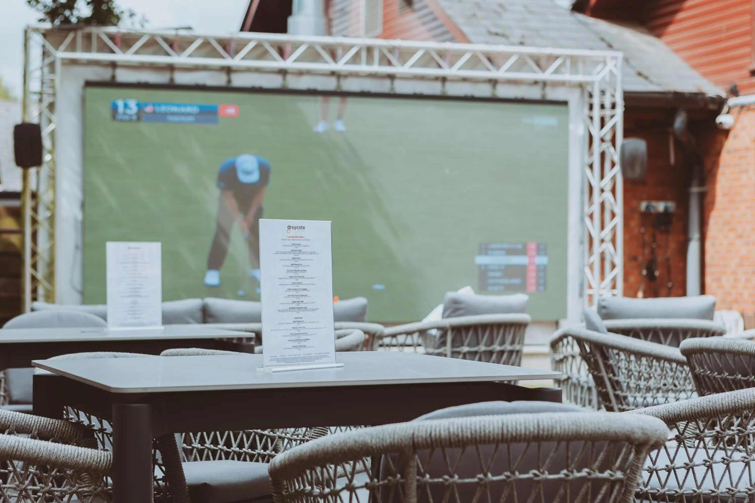 Lounge or bar in Draycote Hotel And Whitefields Golf Course