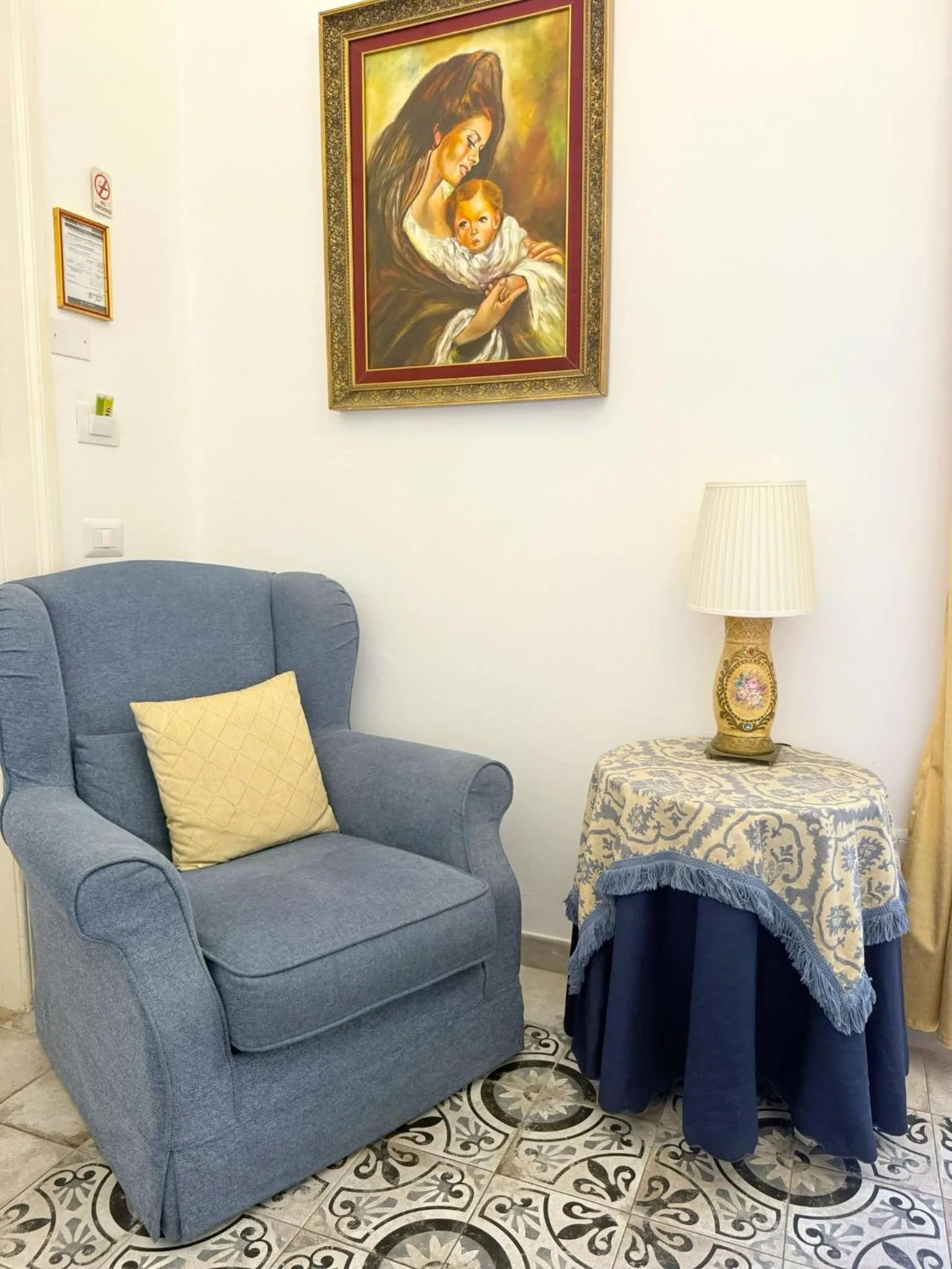 Living room in DONNA LUCREZIA b&b Boutique Hotel Style - Relax & Business stay