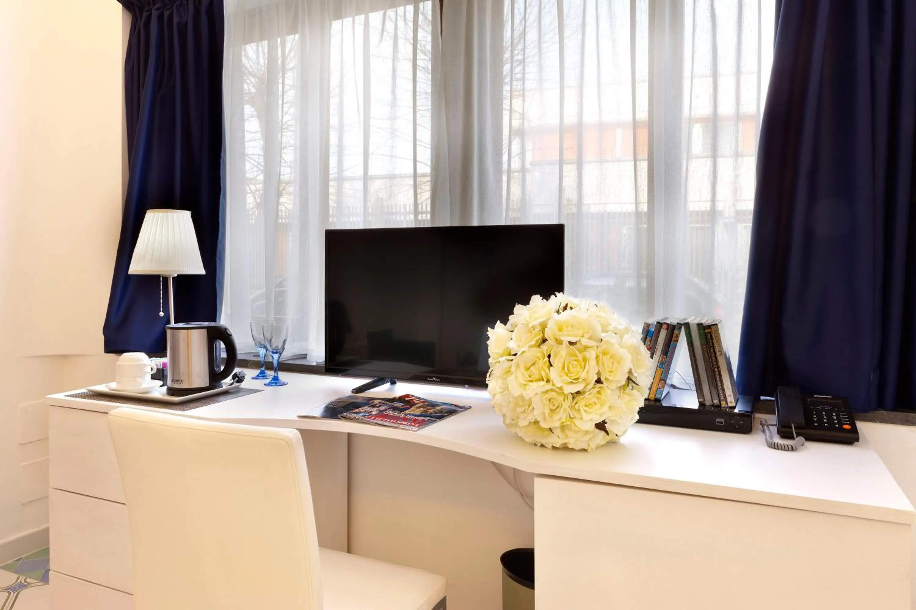 Staff in B&B Sorrento Central