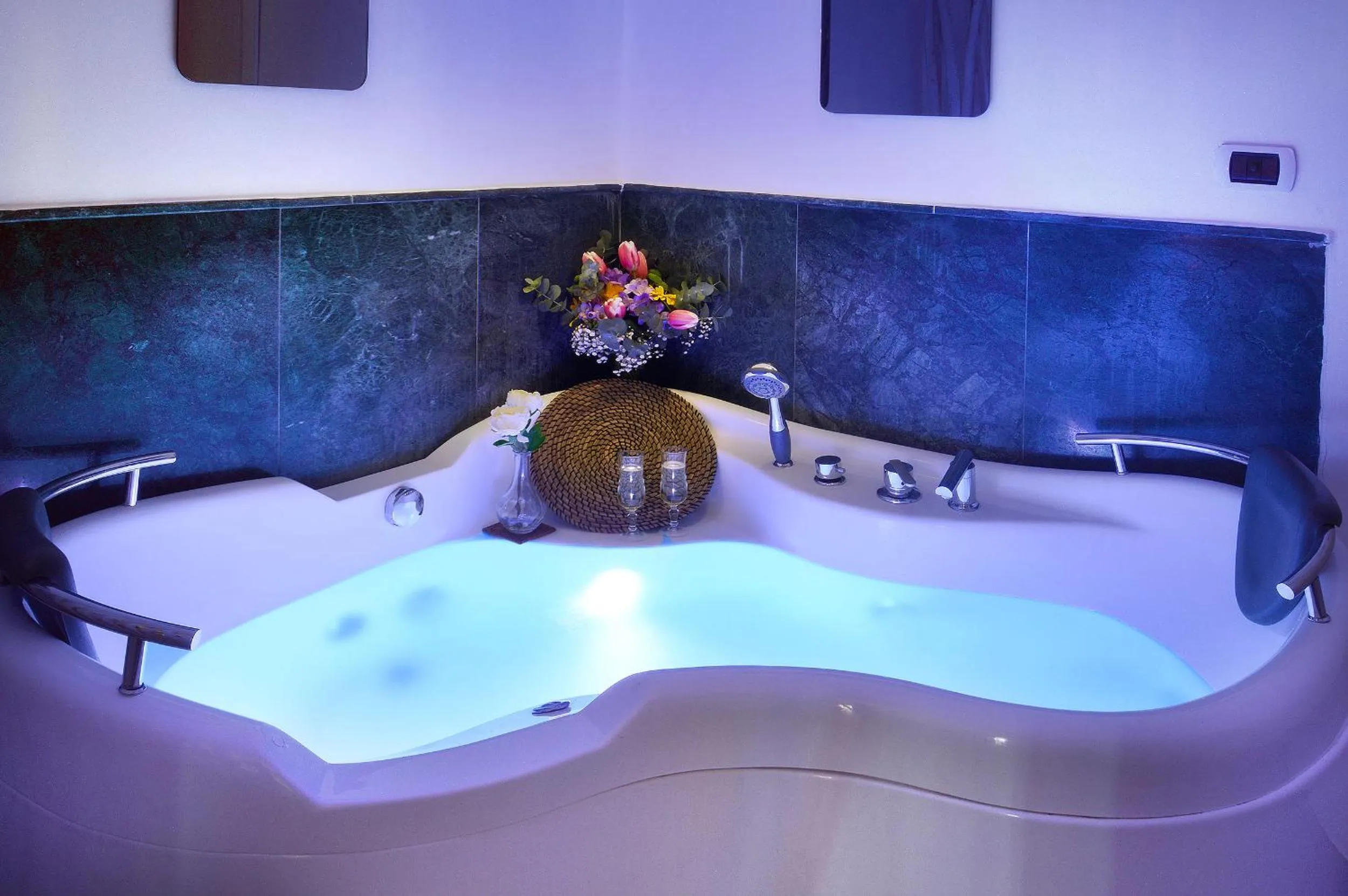 Steam room in B&B Sorrento Central