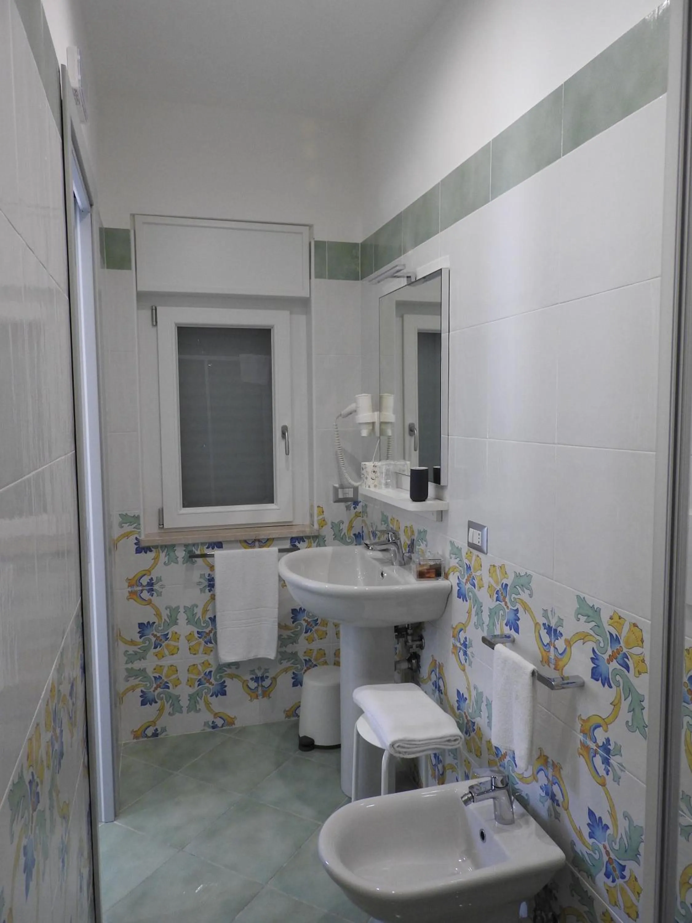 Bathroom in Hotel Corallo Circeo