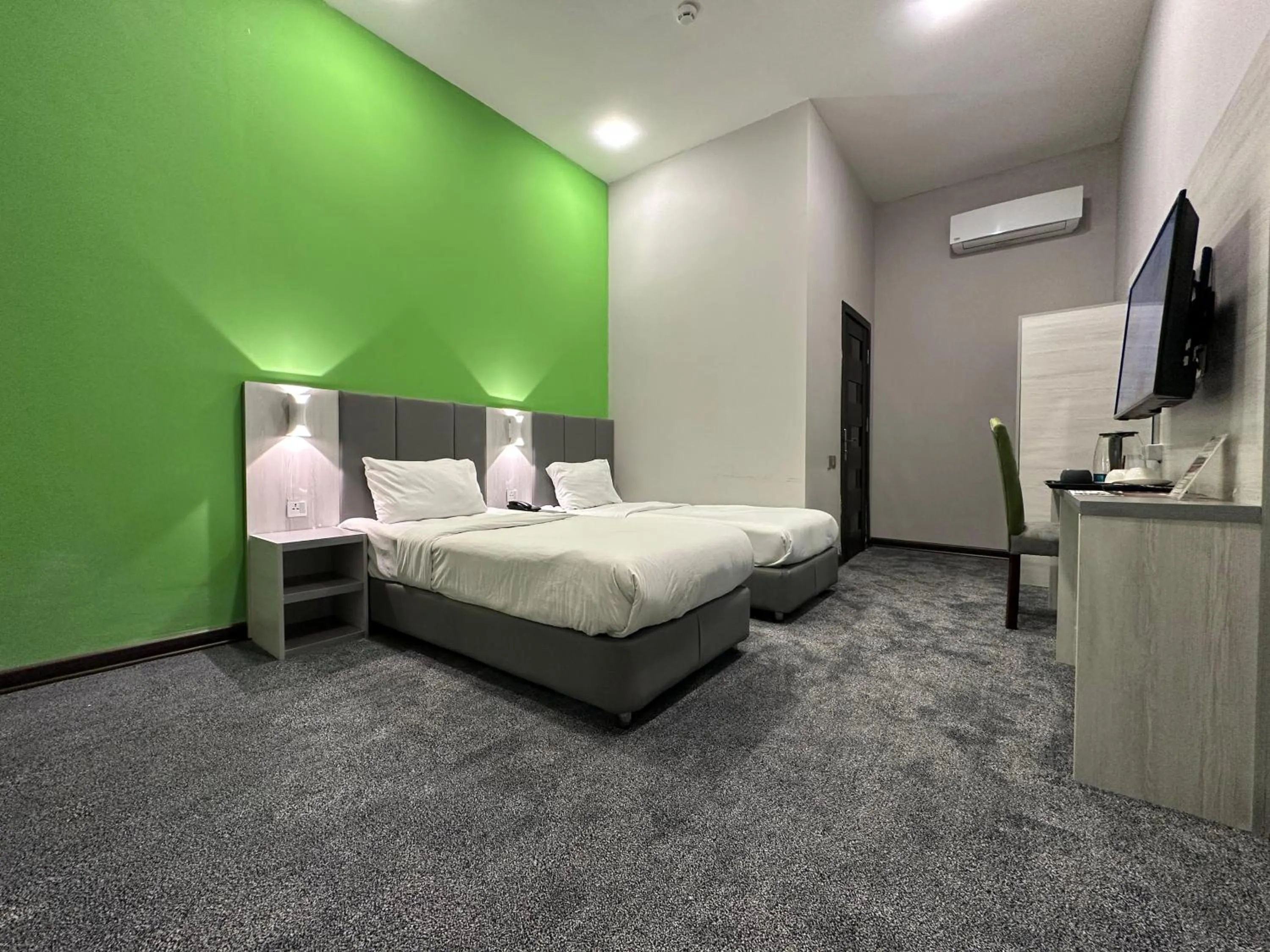 Bed in Istanbul Gold Hotel Baku