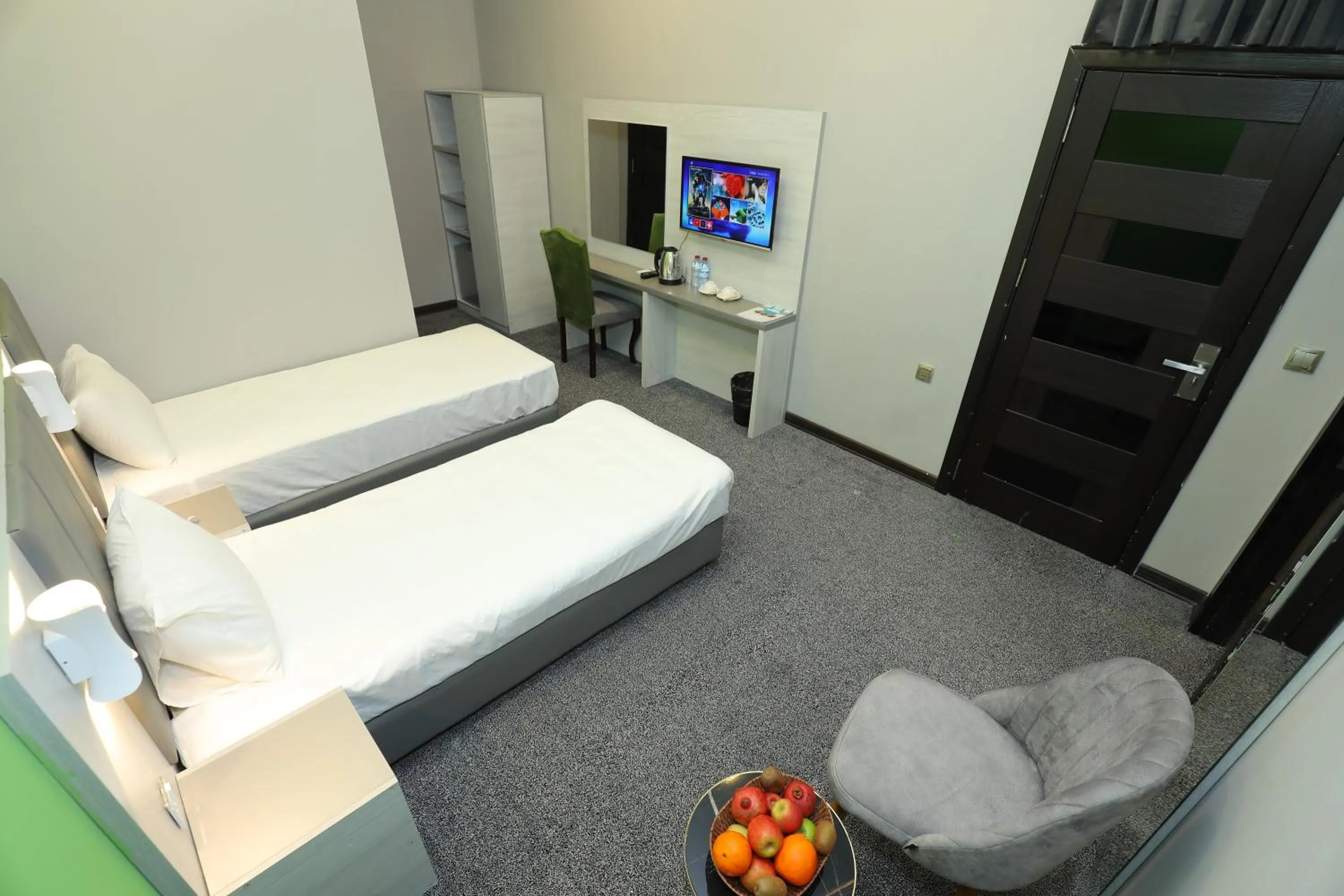 TV and multimedia, Bed in Istanbul Gold Hotel Baku