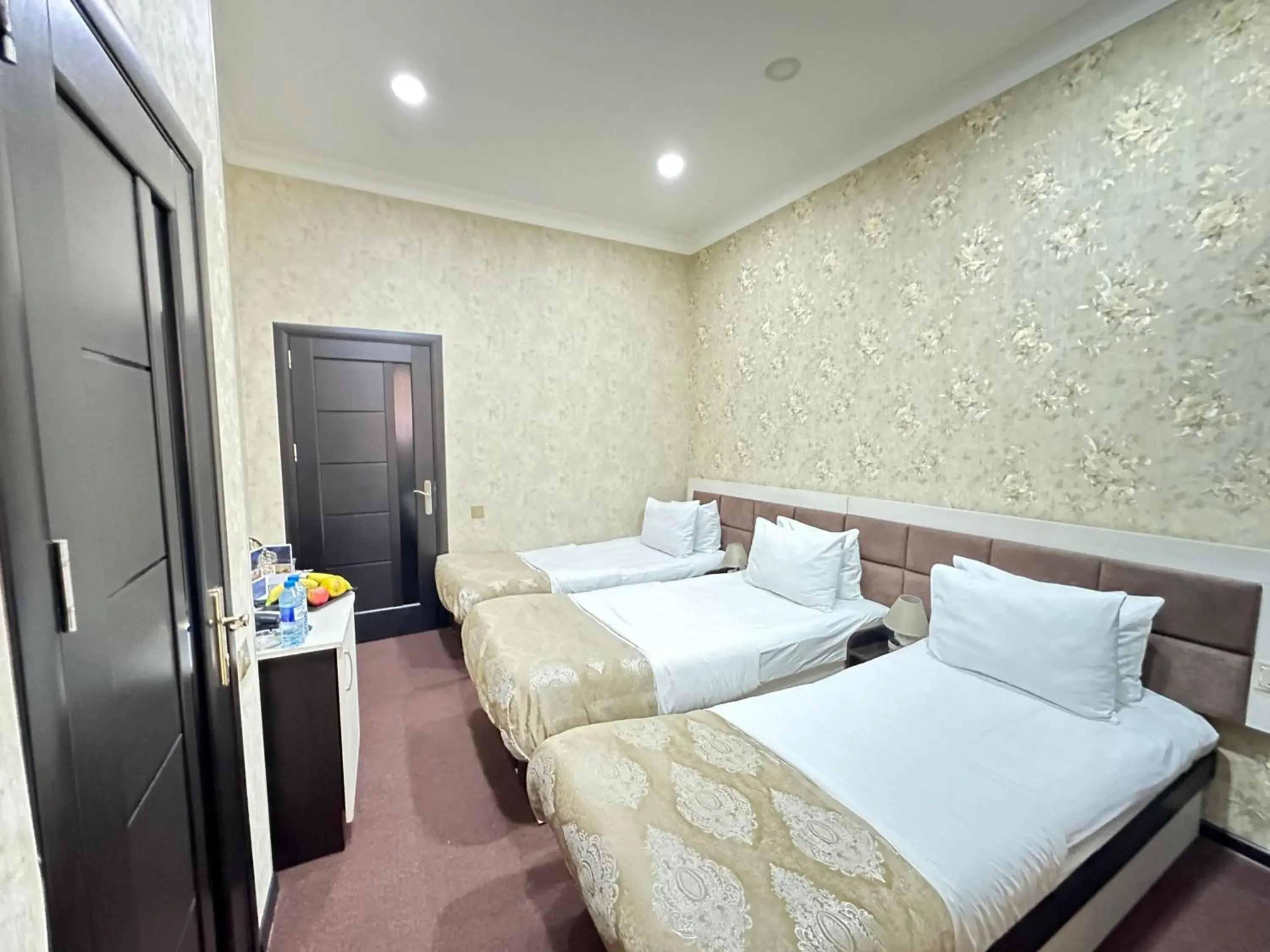 Standard Triple Room in Istanbul Gold Hotel Standard Triple Room in Istanbul Gold Hotel