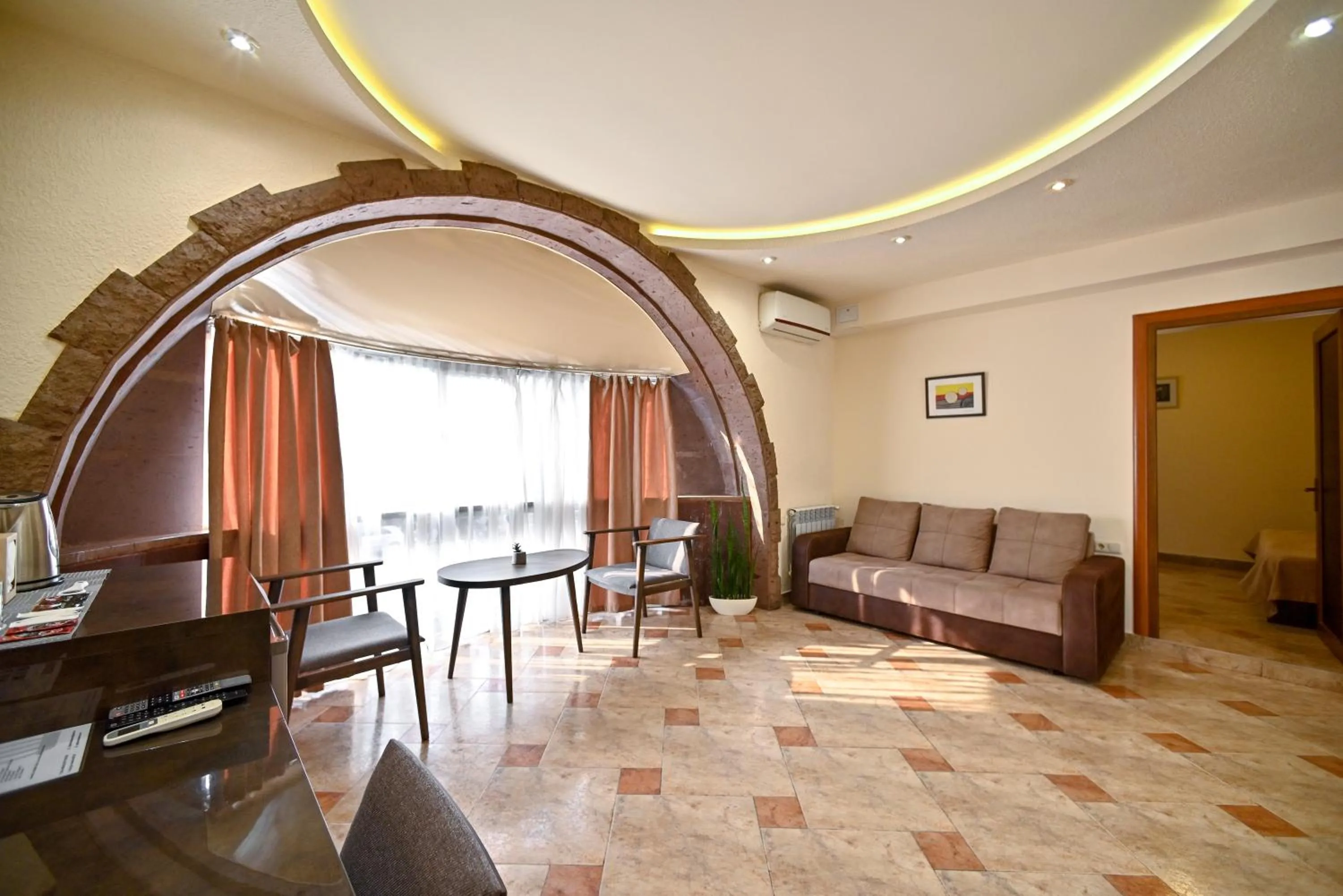 Skyline Hotel Yerevan