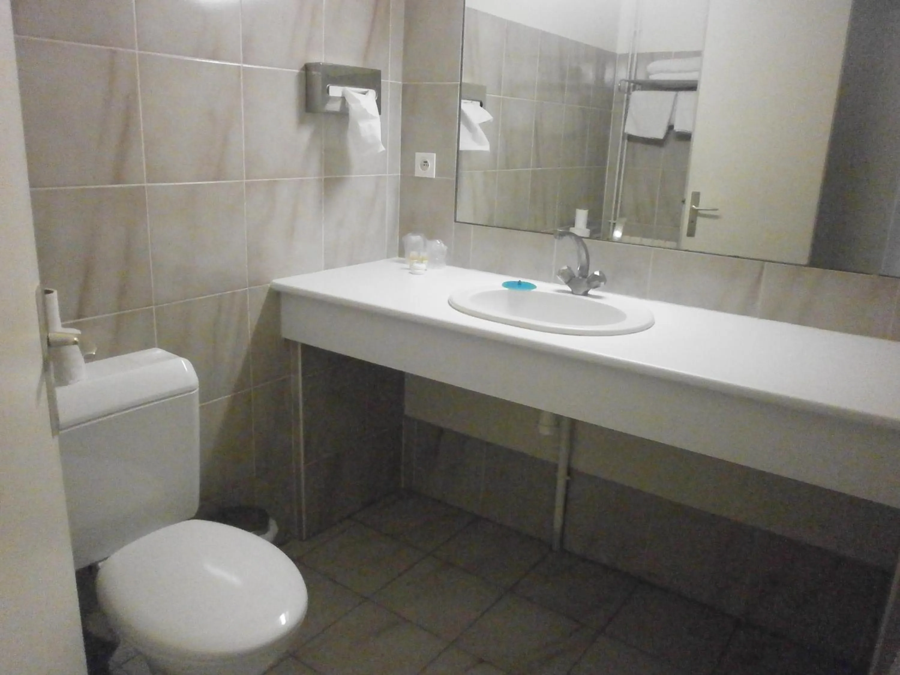 Bathroom in Hôtel Le Richiardi