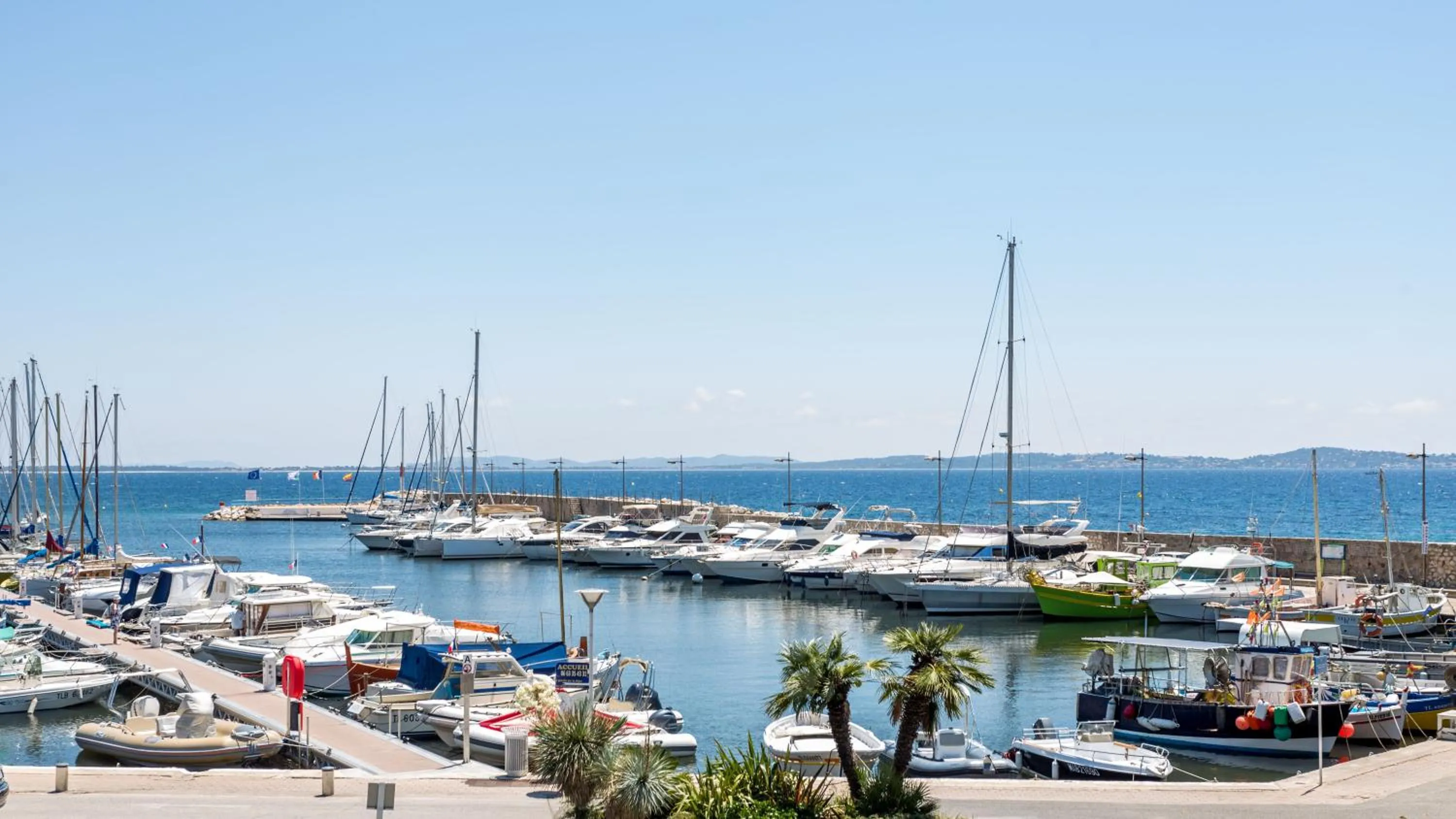 Neighbourhood in Hôtel Le Richiardi