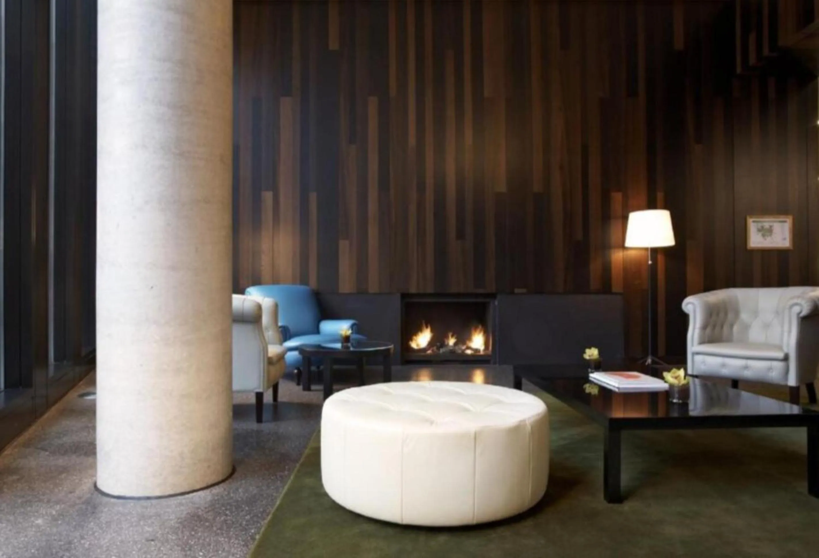 Lobby or reception in Empire Riverside Hotel