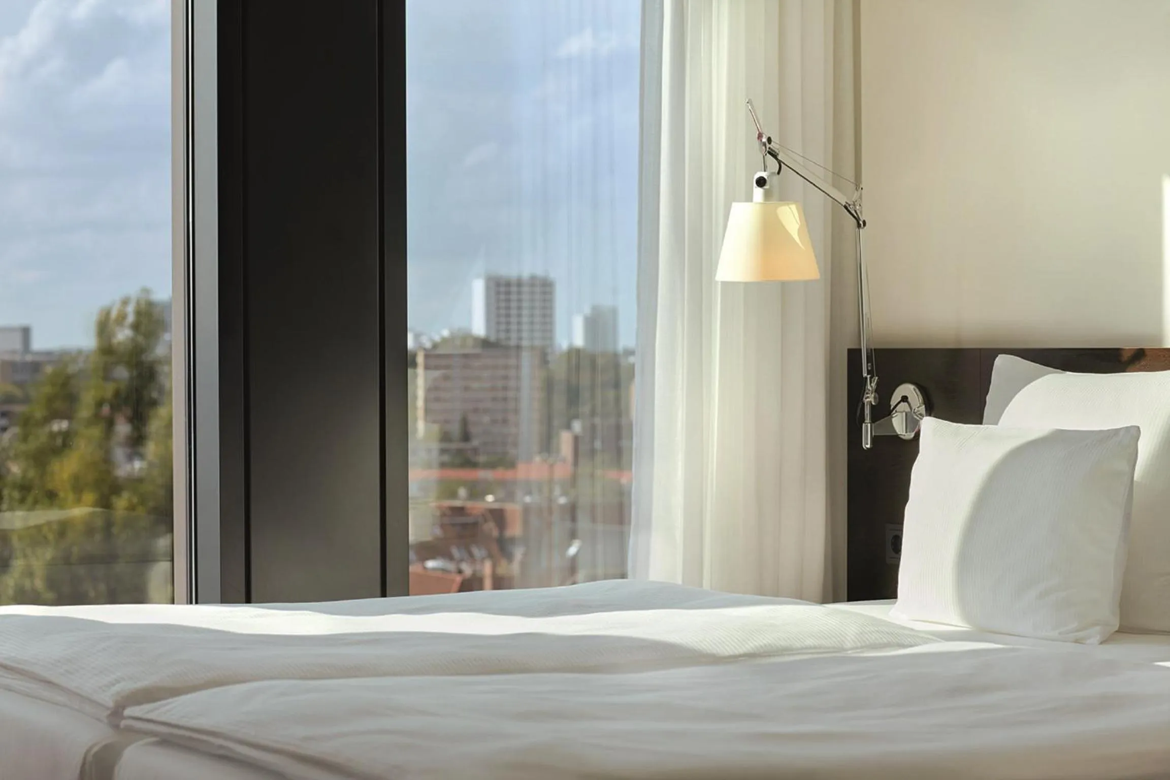 Decorative detail, Bed in Empire Riverside Hotel