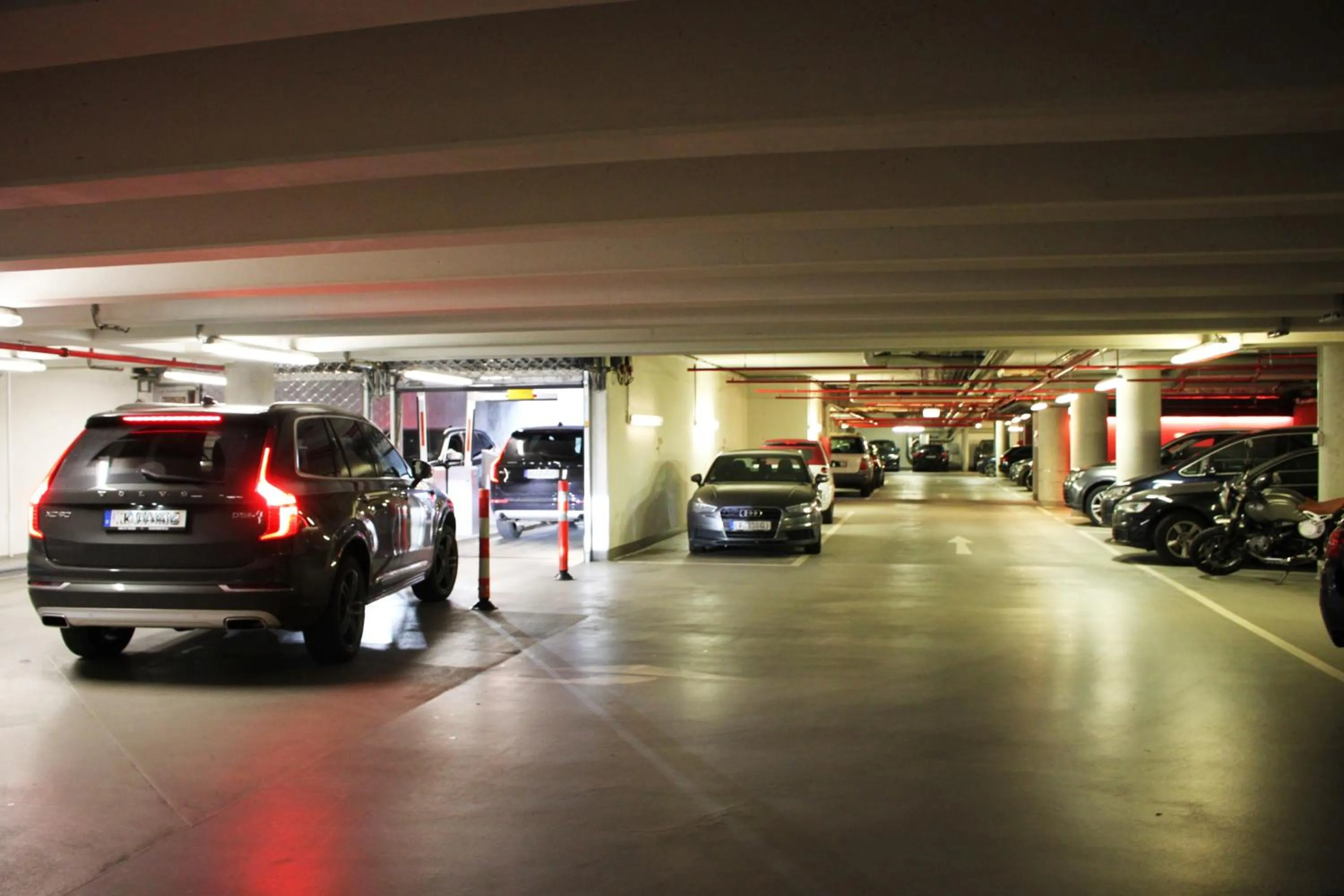 Property building in Empire Riverside Hotel