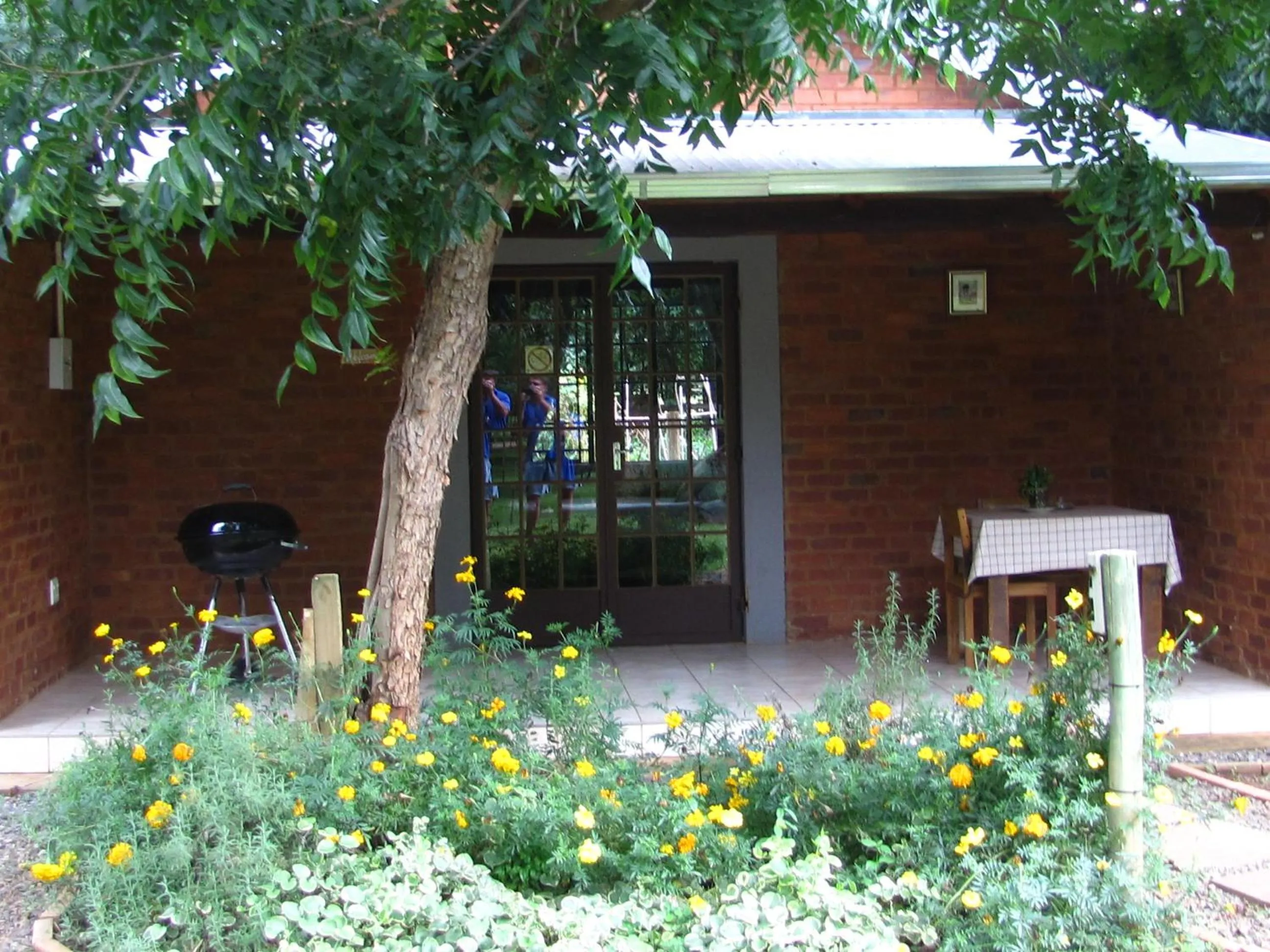 Property building in Millstream Inn guest house