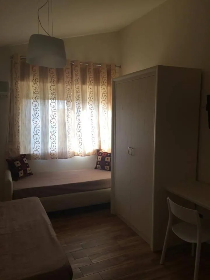 Property building, Bed in Villa Amico B&B San Leone